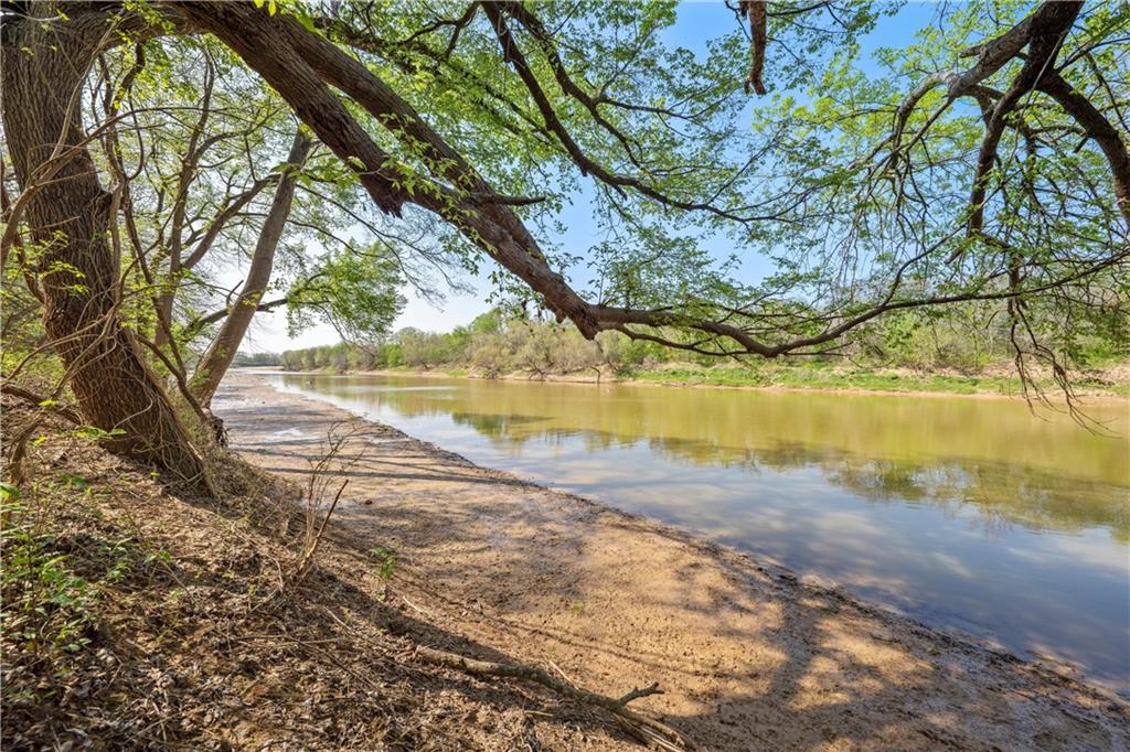 102 +/- ACRES OFF OF CR 326, Rosebud, Texas, 76570, United States, ,Land,For Sale,102 +/- ACRES OFF OF CR 326,1459967