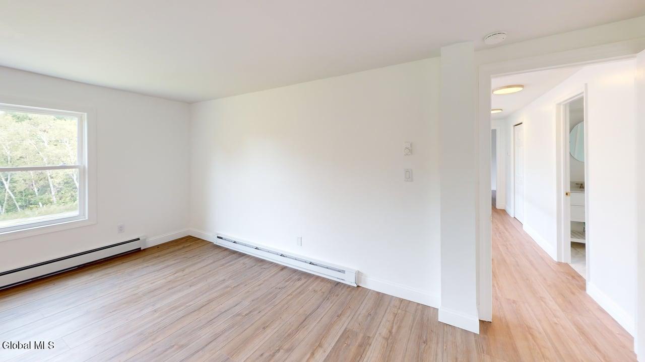 Summit, New York, 12175, United States, 3 Bedrooms Bedrooms, ,4 BathroomsBathrooms,Residential,For Sale,1942619