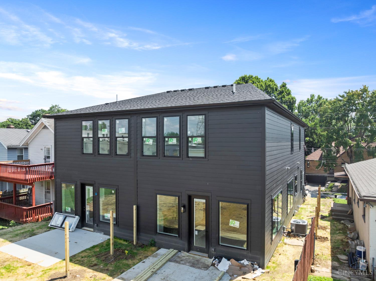 Cincinnati, Ohio, 45209, United States, 3 Bedrooms Bedrooms, ,3 BathroomsBathrooms,Residential,For Sale,1916921