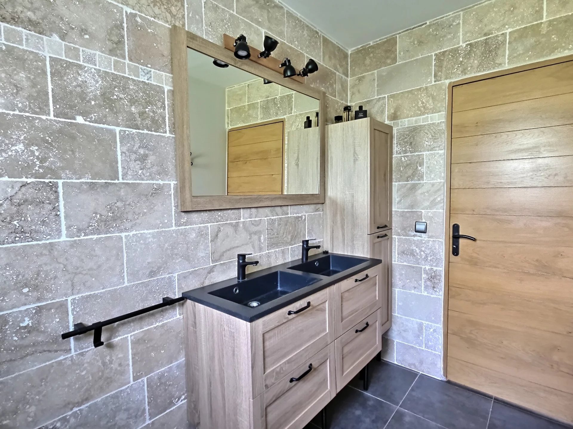 Sanguinet, New Aquitaine, 40460, FR, 5 Bedrooms Bedrooms, ,3 BathroomsBathrooms,Residential,For Sale,1793699