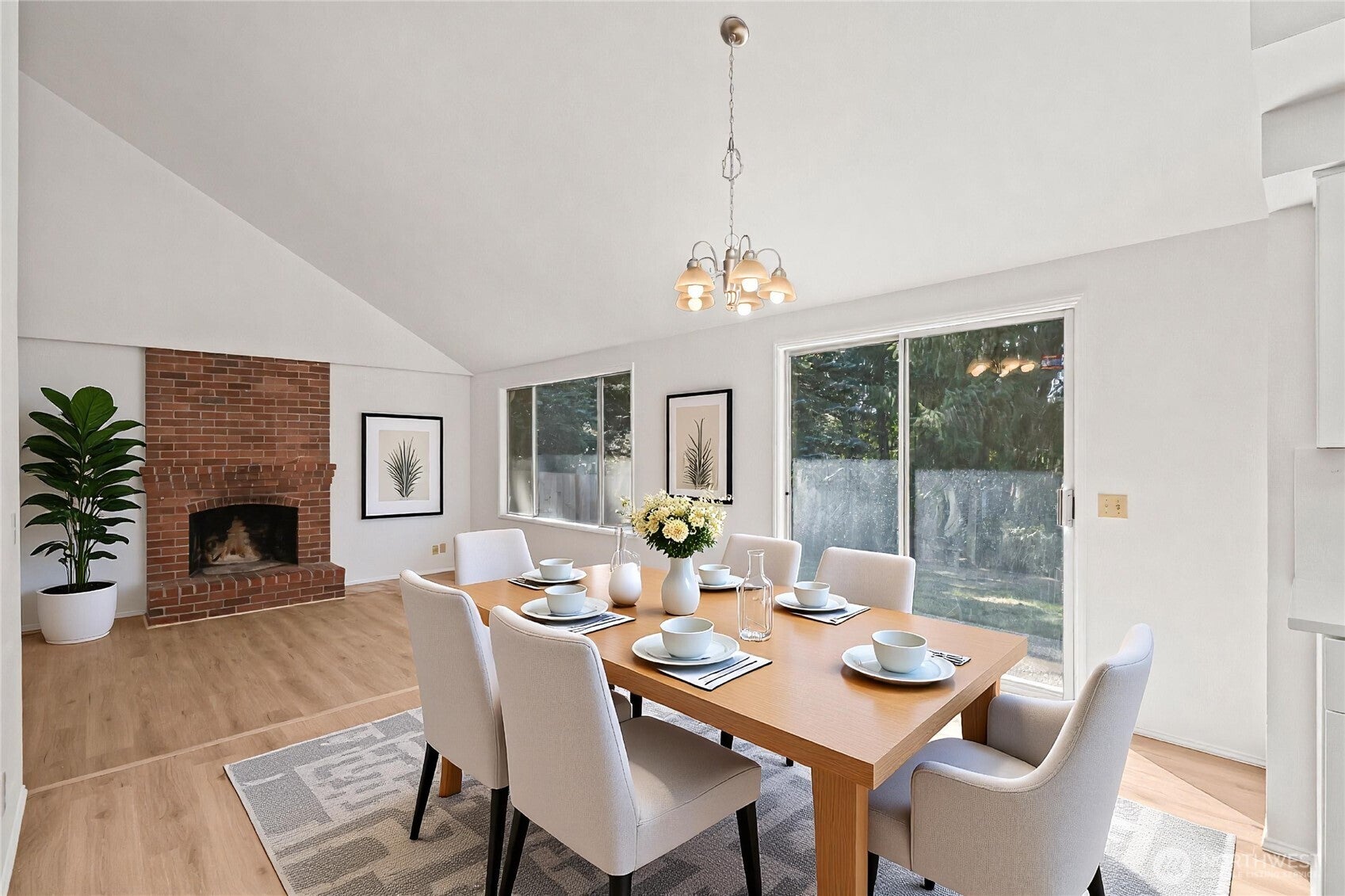 Sammamish, Washington, 98029, United States, 4 Bedrooms Bedrooms, ,3 BathroomsBathrooms,Residential,For Sale,1984048