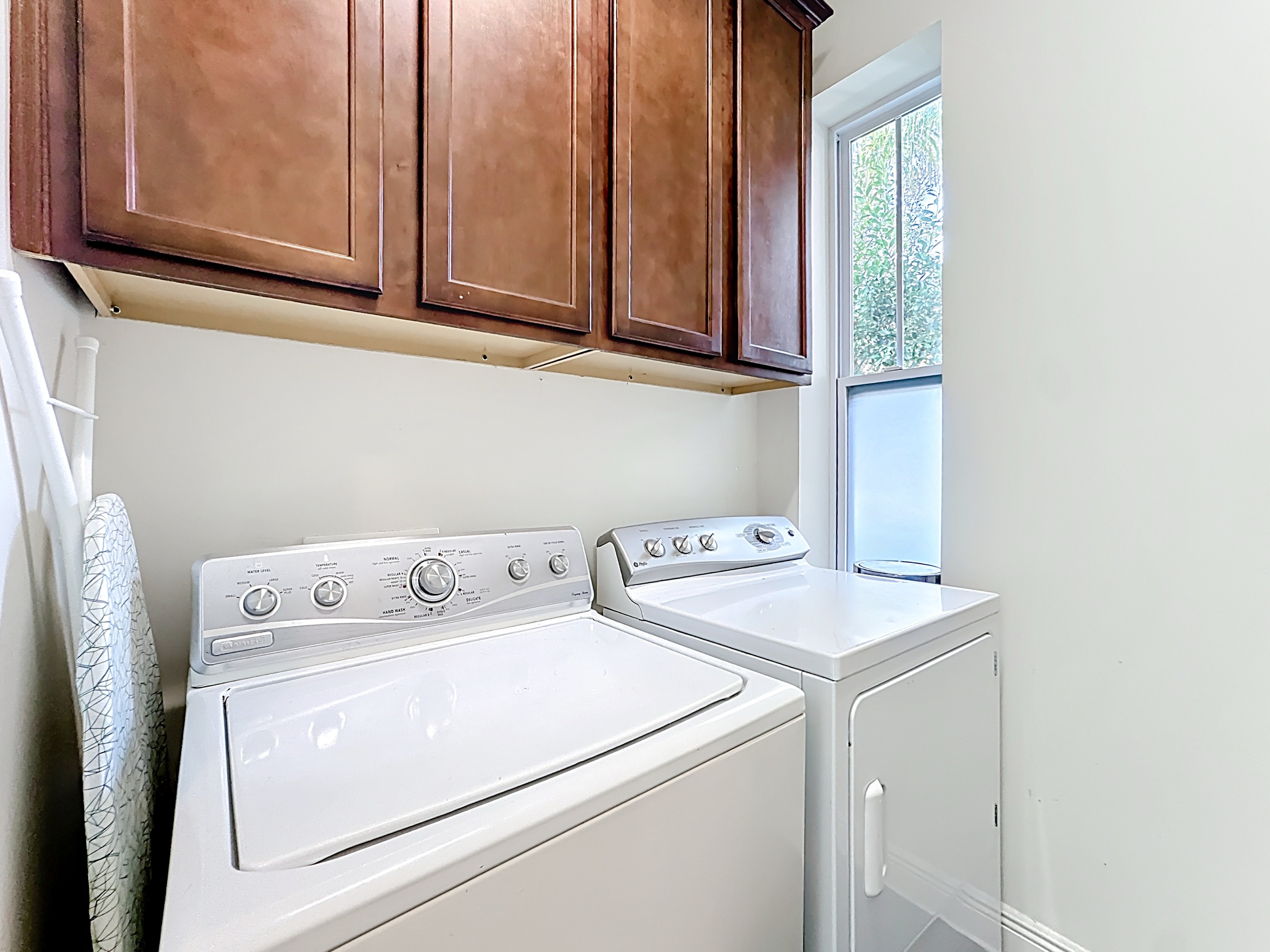 Winter Garden, Florida, 34787, United States, 5 Bedrooms Bedrooms, ,4 BathroomsBathrooms,Residential,For Sale,2010379