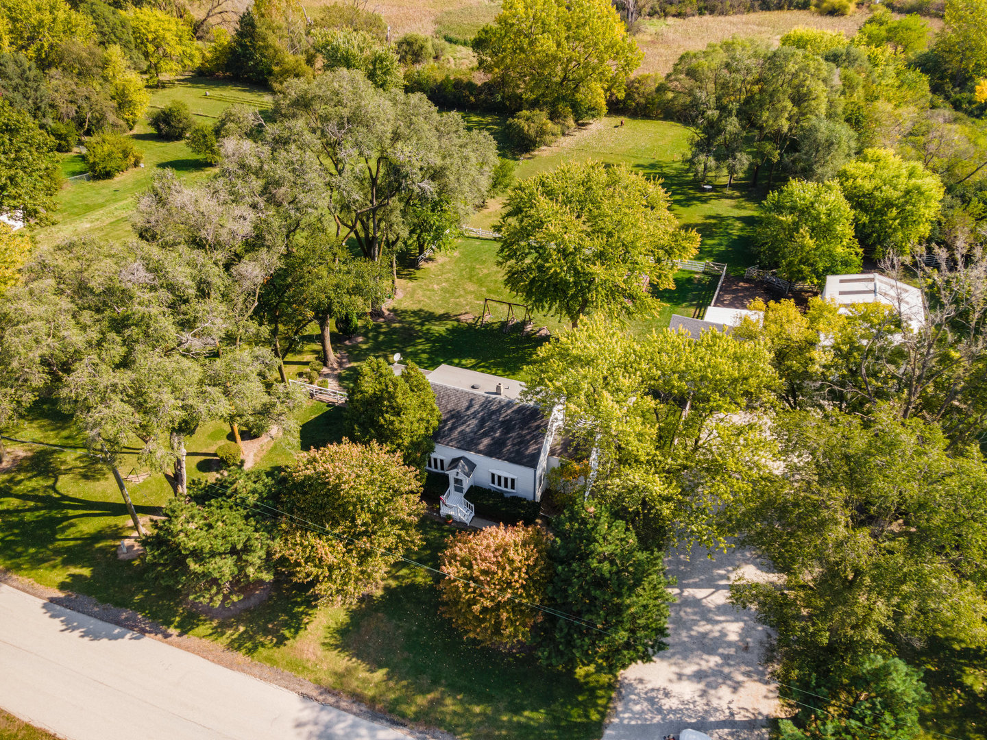 Naperville, Illinois, 60563, United States, 3 Bedrooms Bedrooms, ,3 BathroomsBathrooms,Residential,For Sale,1982481