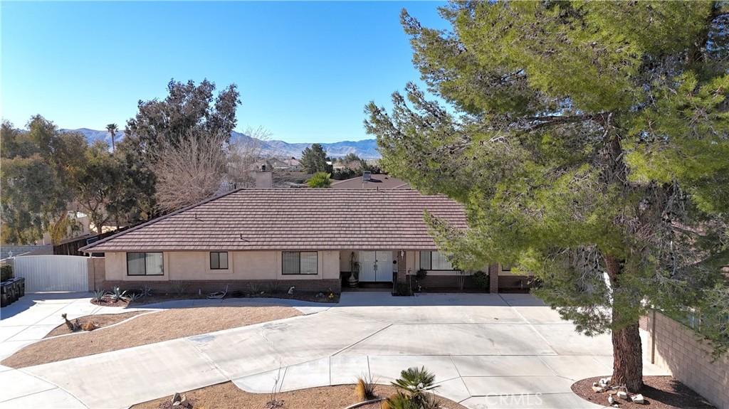 Apple Valley, California, 92308, United States, 5 Bedrooms Bedrooms, ,4 BathroomsBathrooms,Residential,For Sale,1941981