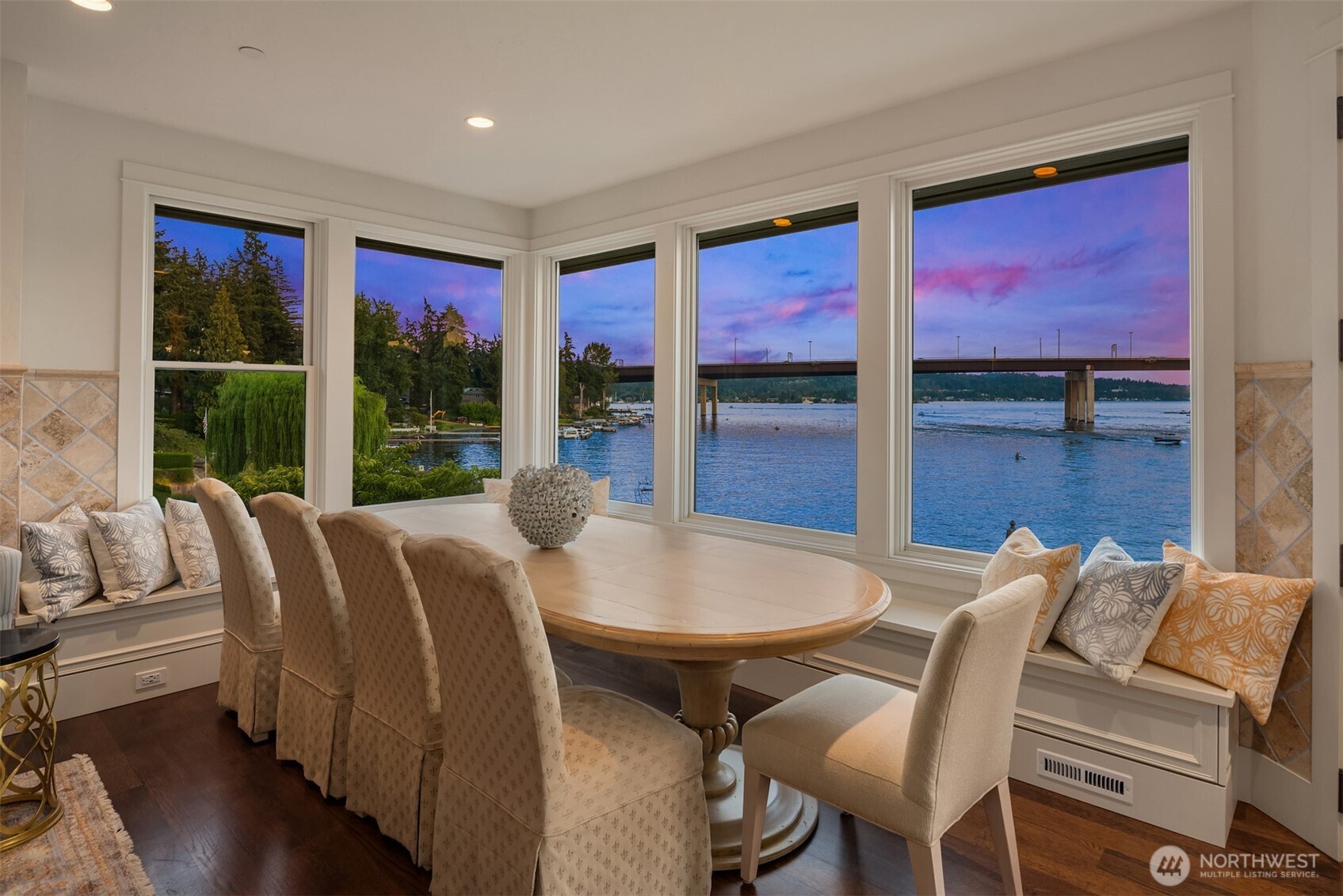 Bellevue, Washington, 98004, United States, 3 Bedrooms Bedrooms, ,4 BathroomsBathrooms,Residential,For Sale,1856686
