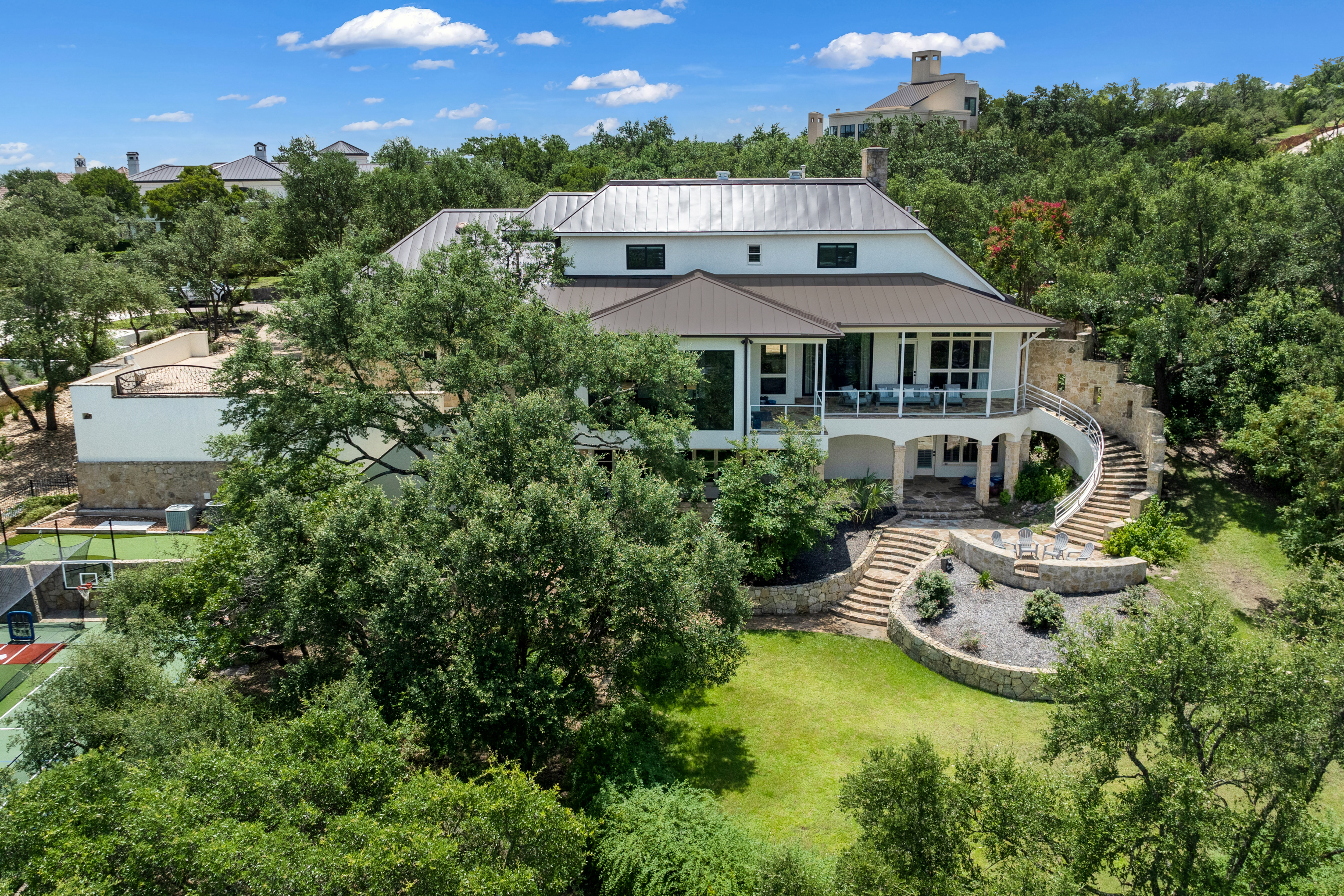  Luxury Living on Nearly an Acre in The Dominion - 物件實景