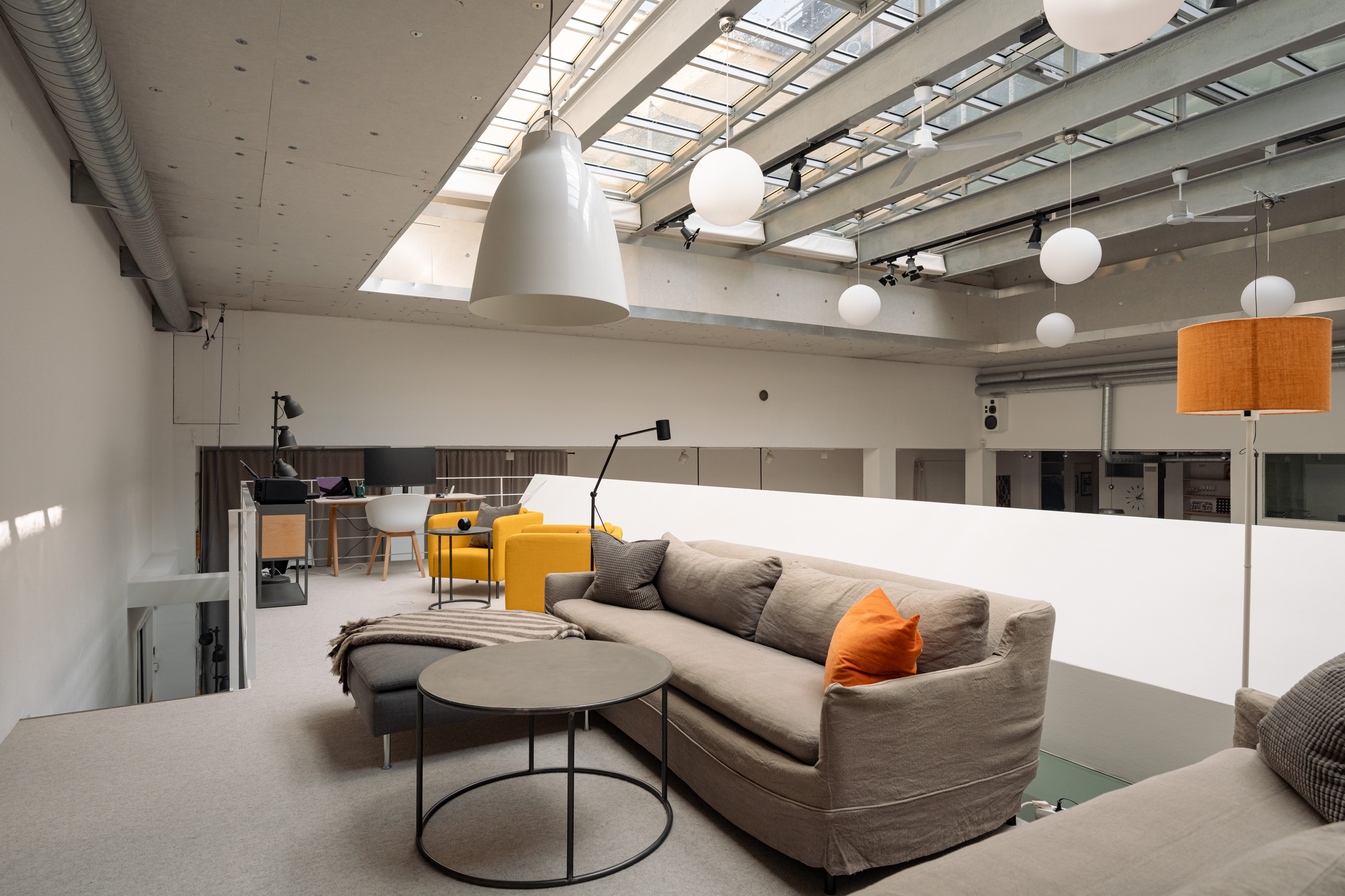  Spectacular Former Cinema Residence by Vasaparken - 物件實景