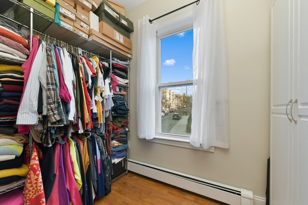 Boston, Massachusetts, 02125, United States, 6 Bedrooms Bedrooms, ,3 BathroomsBathrooms,Residential,For Sale,1845164