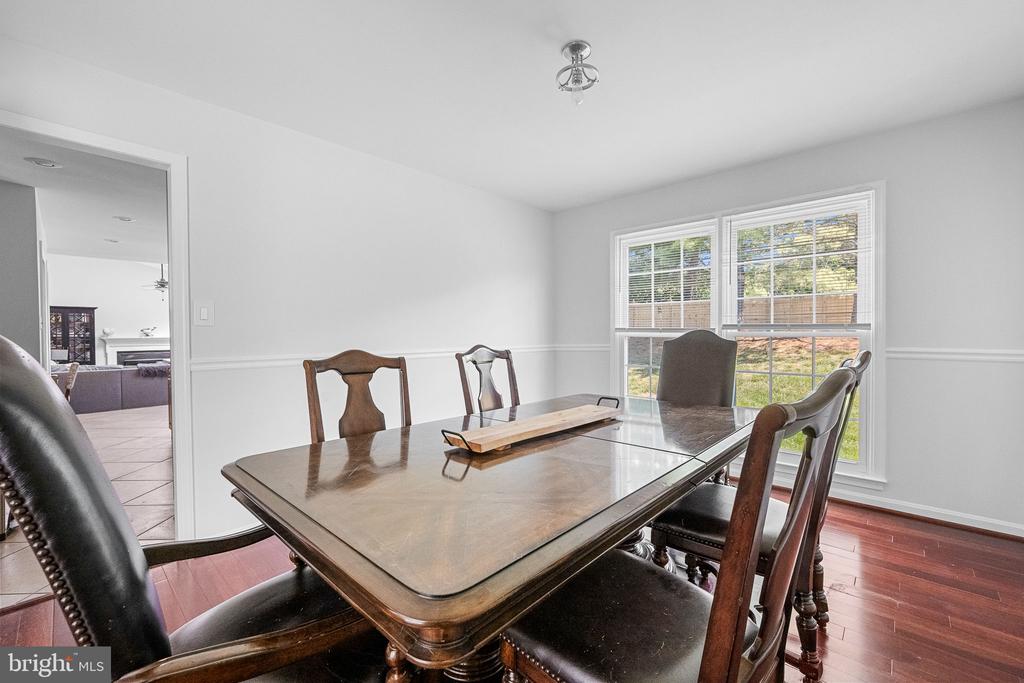 Gainesville, Virginia, 20155, United States, 4 Bedrooms Bedrooms, ,3 BathroomsBathrooms,Residential,For Sale,2049093