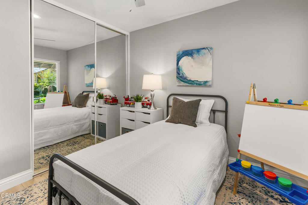 Thousand Oaks, California, 91362, United States, 4 Bedrooms Bedrooms, ,2 BathroomsBathrooms,Residential,For Sale,1988089