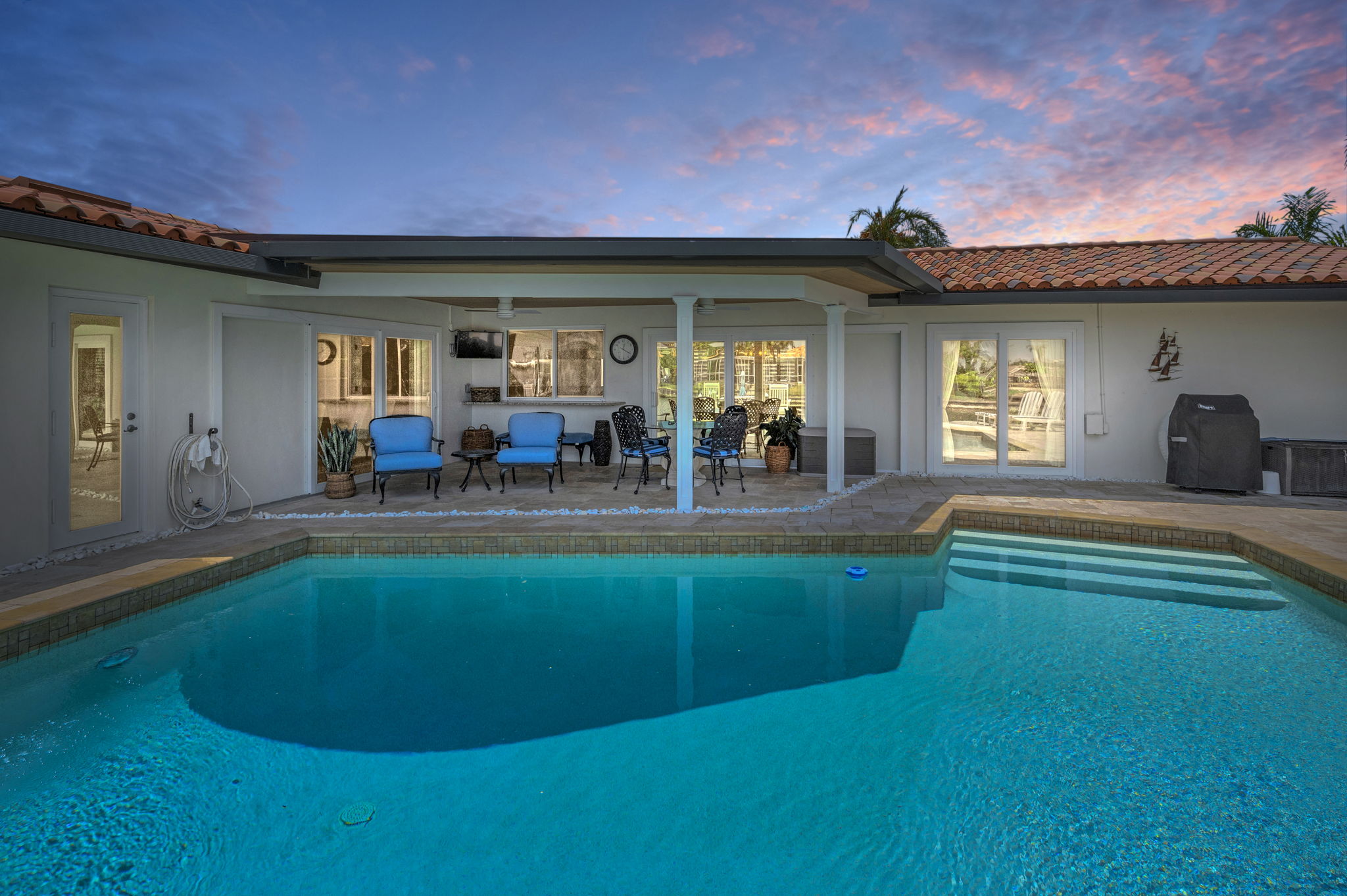 St Petersburg, Florida, 33703, United States, 4 Bedrooms Bedrooms, ,3 BathroomsBathrooms,Residential,For Sale,1978536