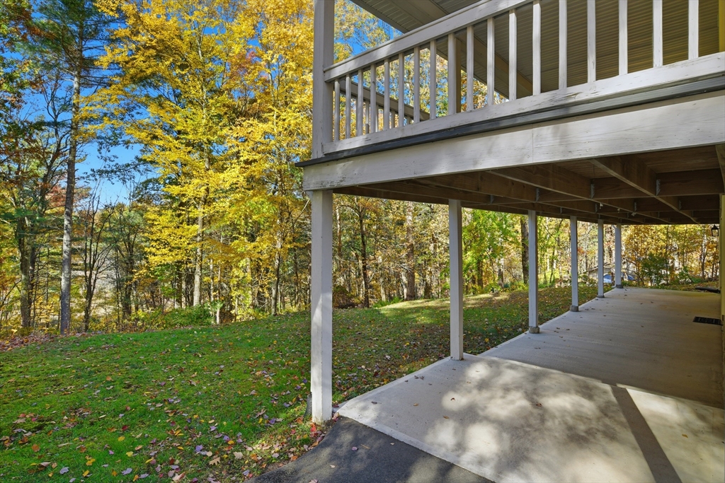 Monson, Massachusetts, 01057, United States, 4 Bedrooms Bedrooms, ,3 BathroomsBathrooms,Residential,For Sale,1969322