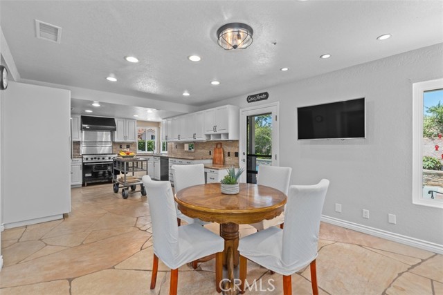 San Clemente, California, 92673, United States, 3 Bedrooms Bedrooms, ,3 BathroomsBathrooms,Residential,For Sale,1978829