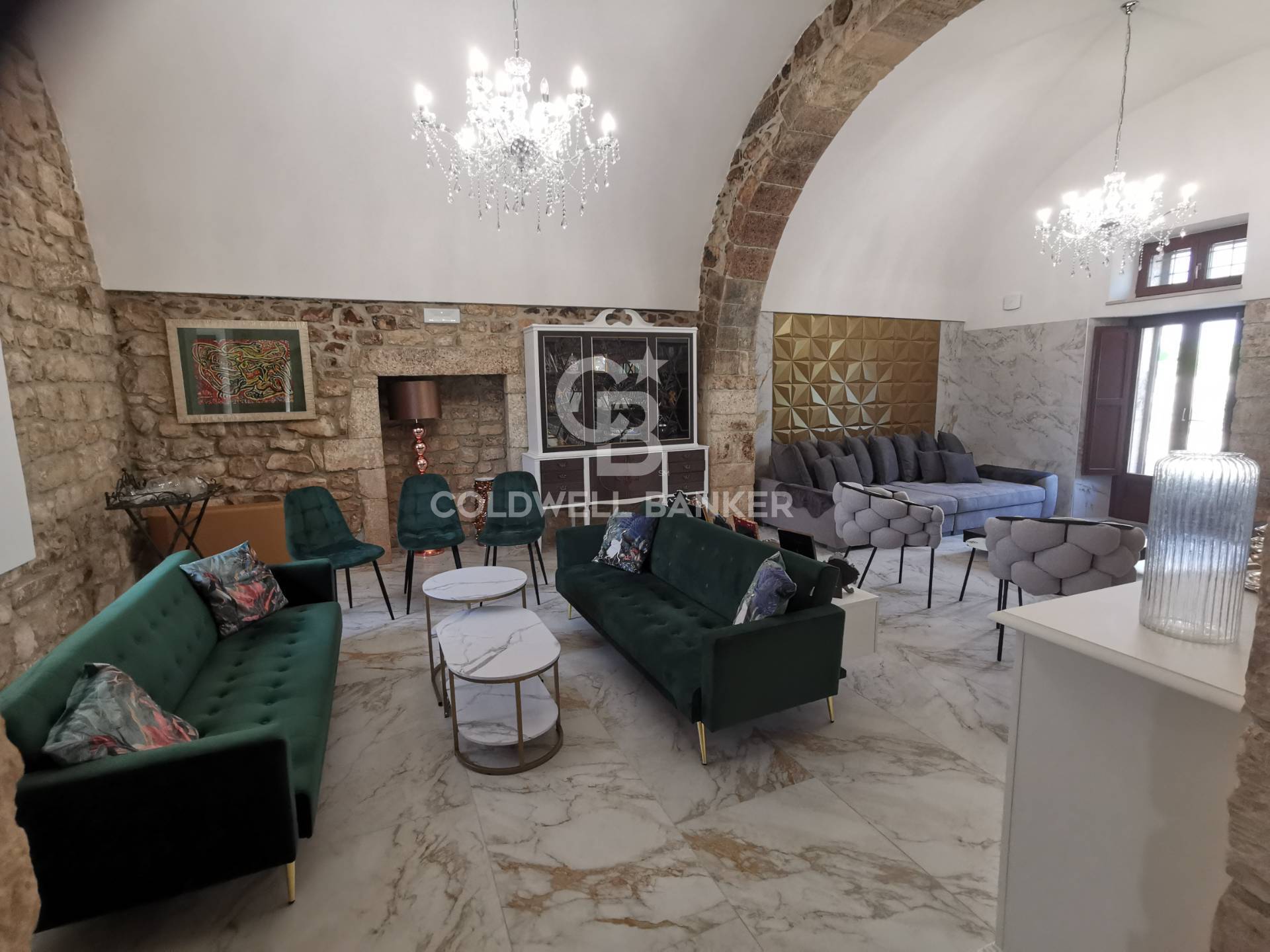 Modica, Ragusa, 97015, IT, 4 Bedrooms Bedrooms, ,6 BathroomsBathrooms,Residential,For Sale,1827626