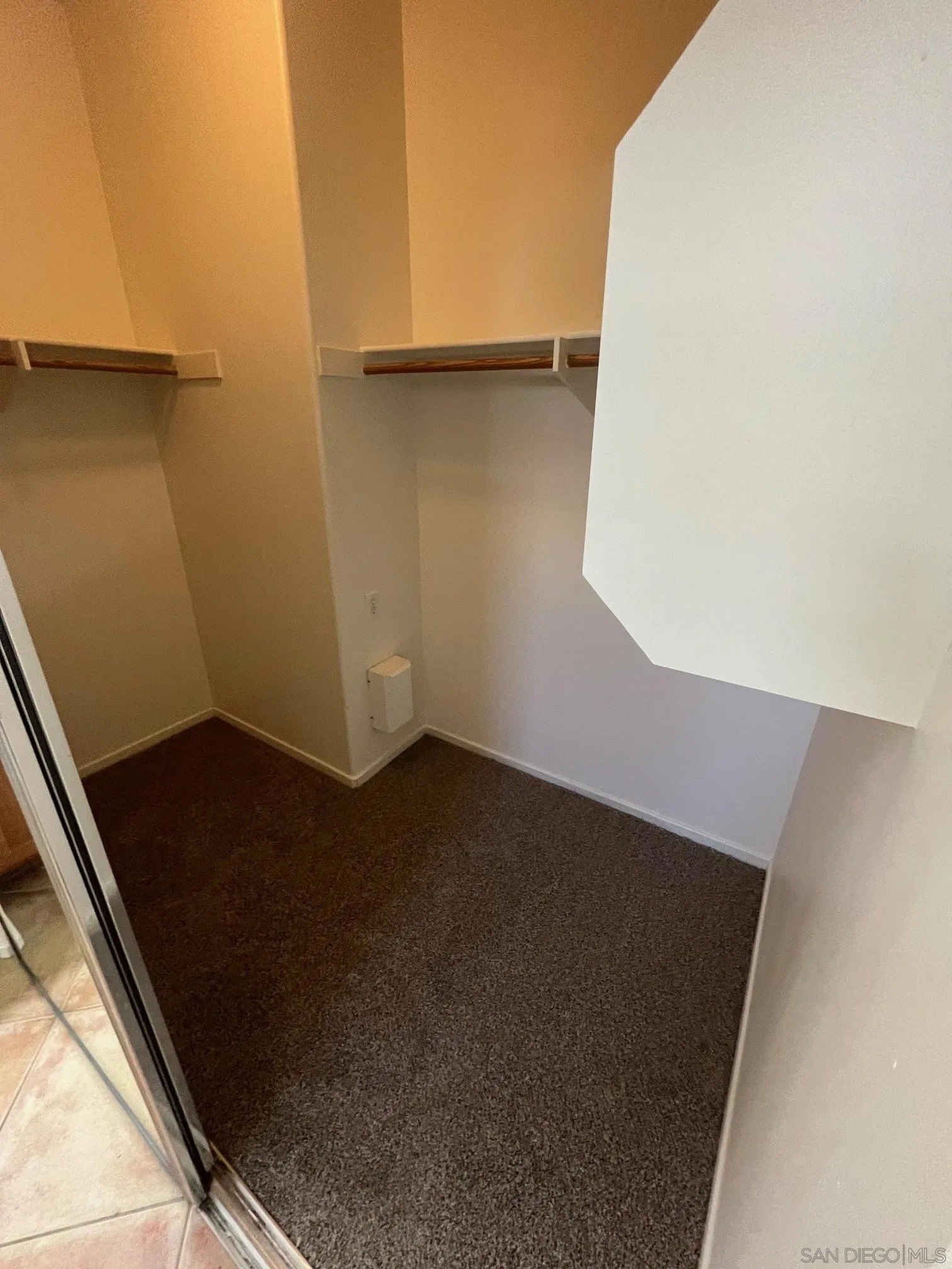 Chula Vista, California, 91915, United States, 2 Bedrooms Bedrooms, ,3 BathroomsBathrooms,Residential,For Sale,1951007
