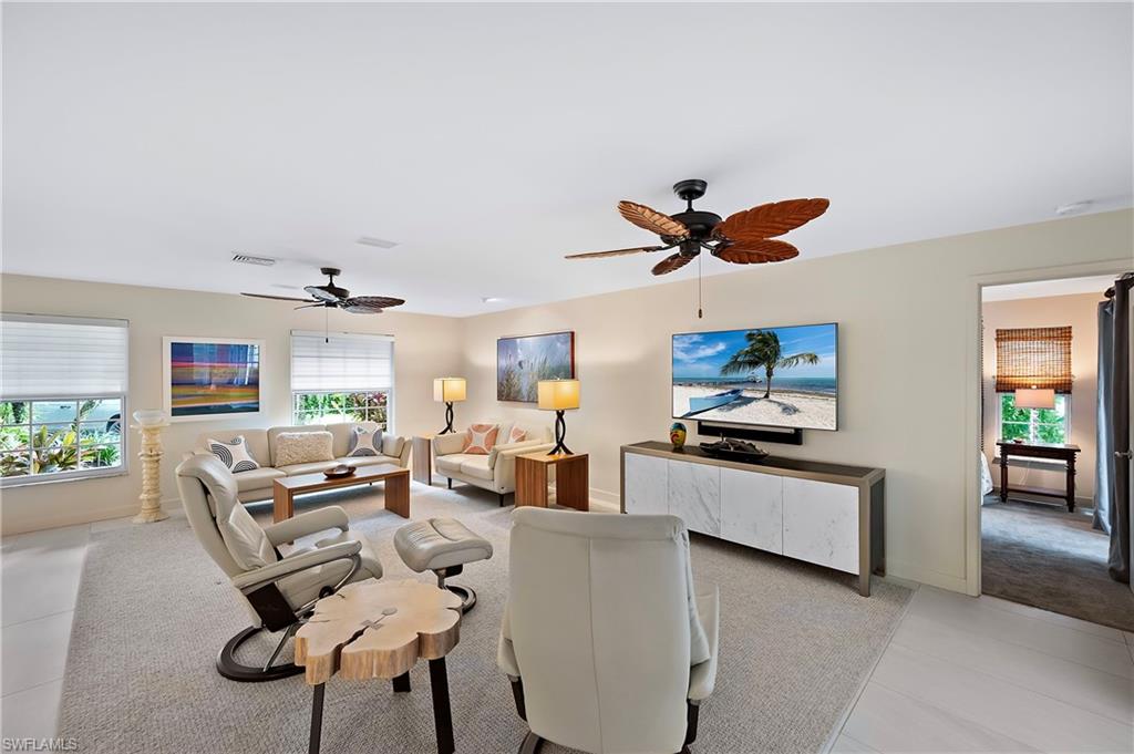 1303 Wahoo Ct, Naples, Florida, 34102, United States, 2 Bedrooms Bedrooms, ,2 BathroomsBathrooms,Residential,For Sale,1303 Wahoo Ct,1594404