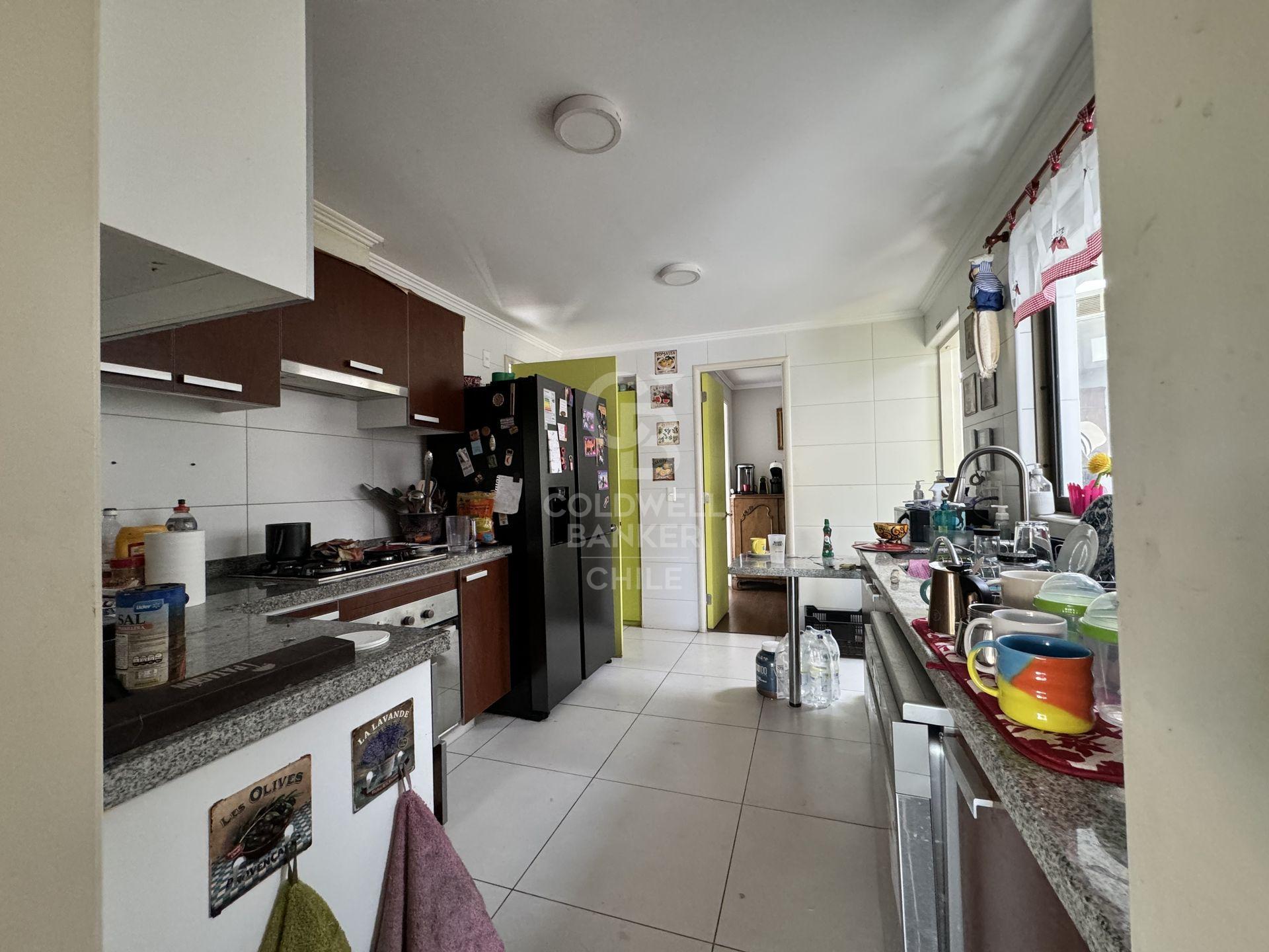 Lo Barnechea, Chile, 6 Bedrooms Bedrooms, ,4 BathroomsBathrooms,Residential,For Sale,1948716