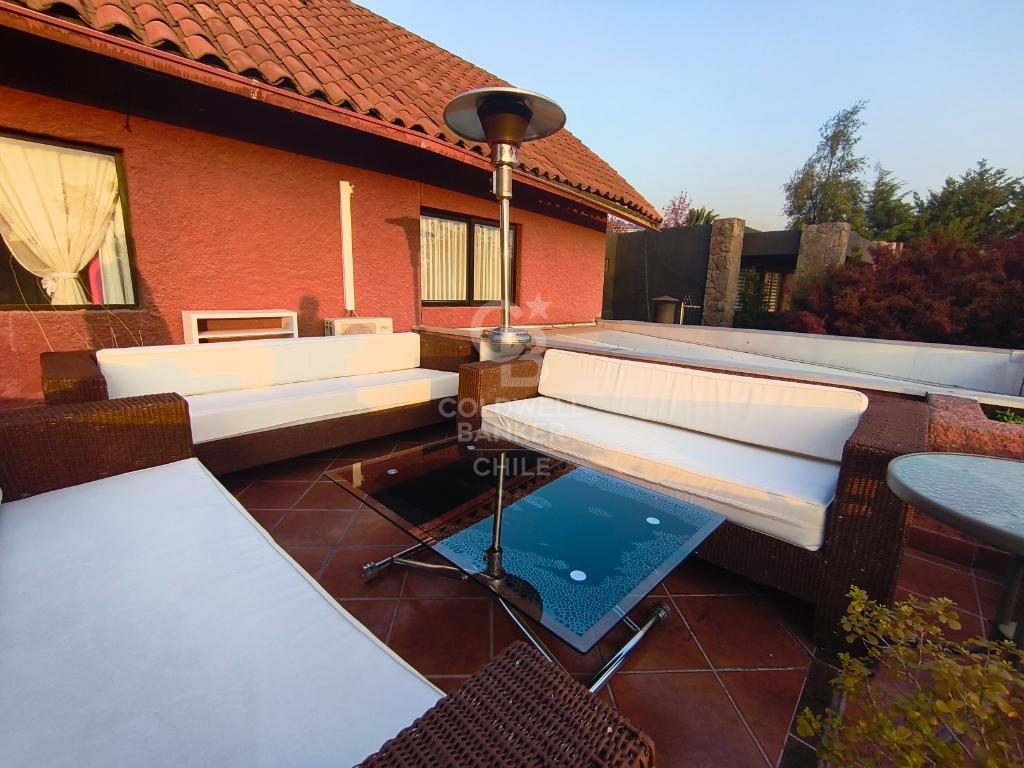 Las Condes, Chile, 5 Bedrooms Bedrooms, ,4 BathroomsBathrooms,Residential,For Sale,1821022