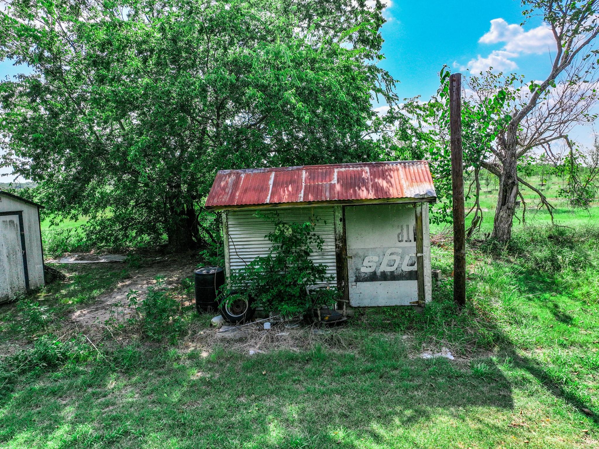Cumby, Texas, 75433, United States, 3 Bedrooms Bedrooms, ,2 BathroomsBathrooms,Residential,For Sale,1976909