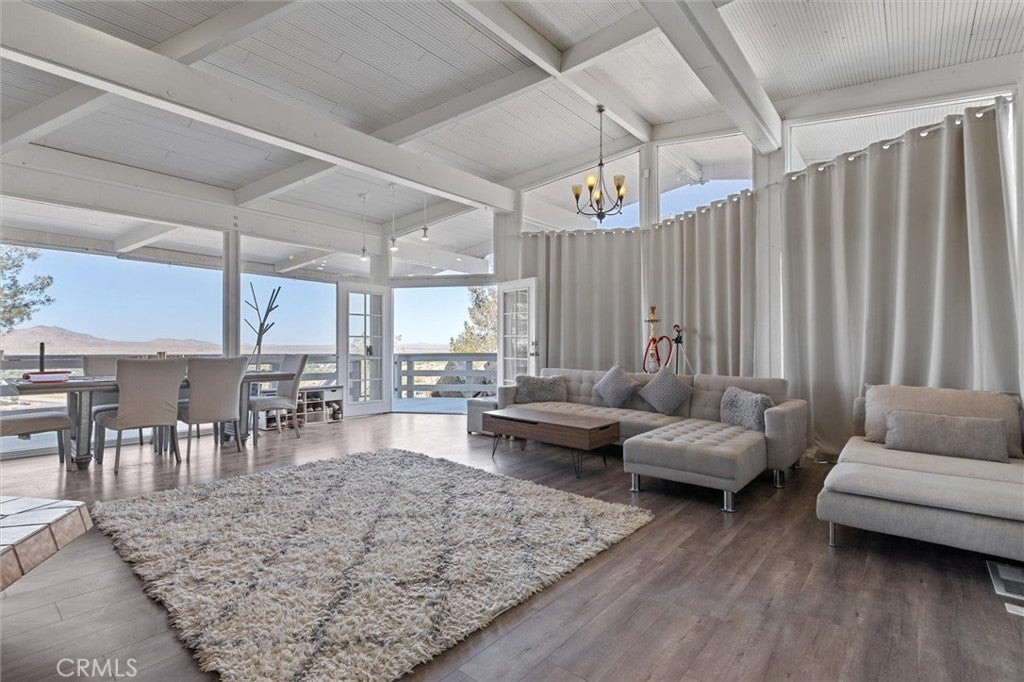 Palmdale, California, 93591, United States, 4 Bedrooms Bedrooms, ,1 BathroomBathrooms,Residential,For Sale,1940534