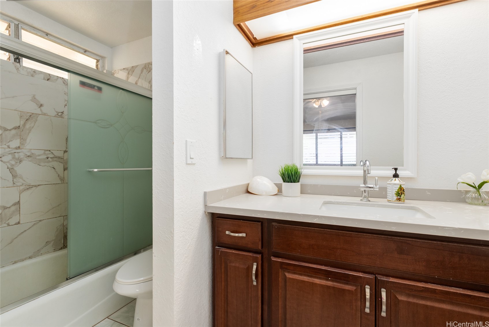 Mililani, Hawaii, 96789, United States, 4 Bedrooms Bedrooms, ,2 BathroomsBathrooms,Residential,For Sale,1949626