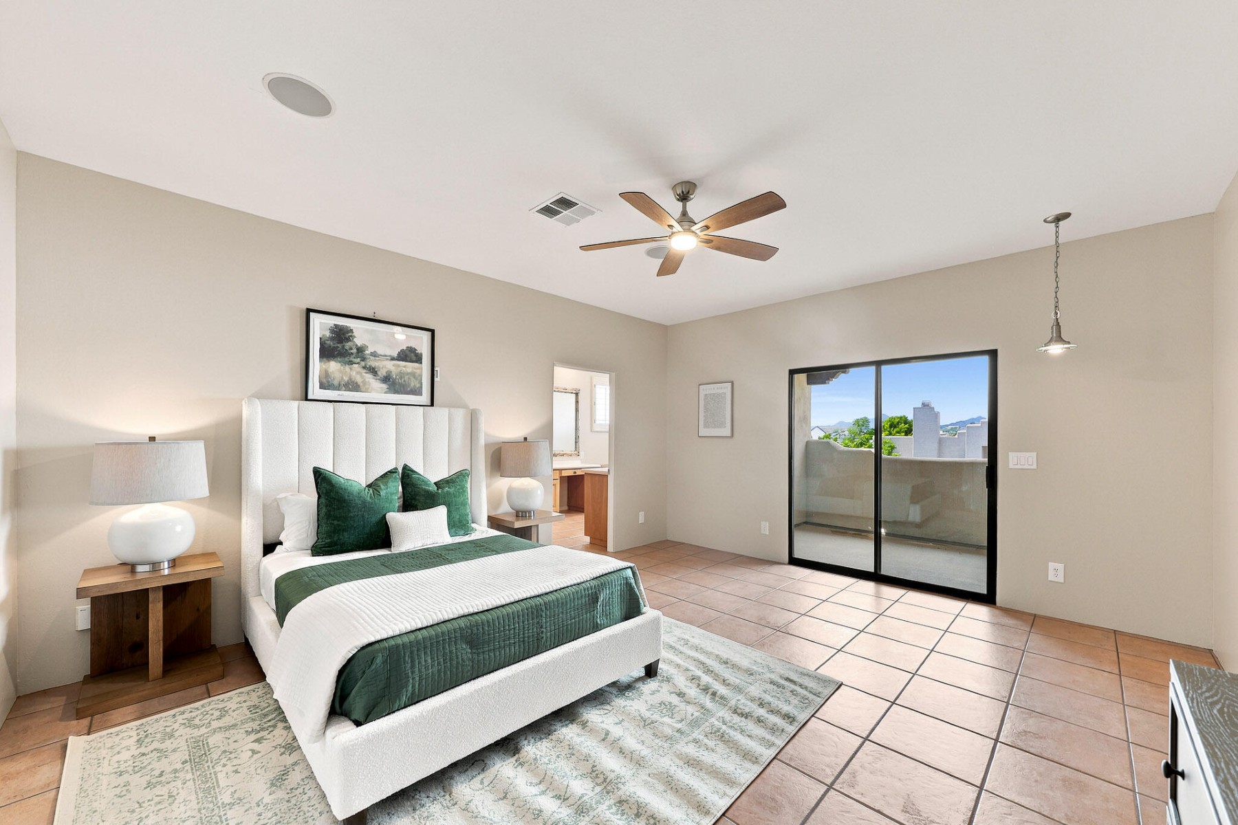  1732 E Gelding Dr¦Phoenix, AZ - 物件實景