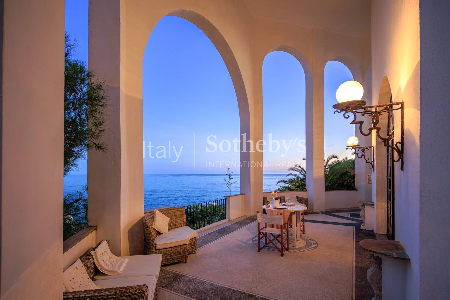  Elegant villa with private bay in Varazze - 物件實景