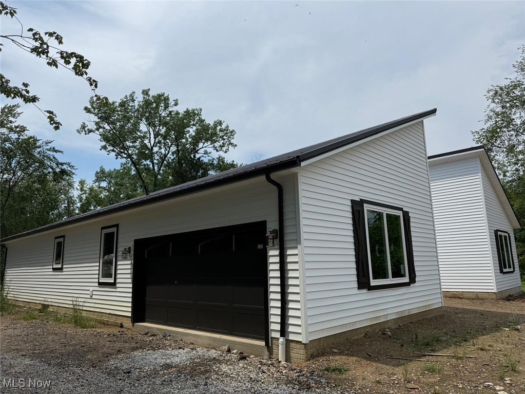 Chagrin Falls, Ohio, 44022, United States, 4 Bedrooms Bedrooms, ,4 BathroomsBathrooms,Residential,For Sale,1975746