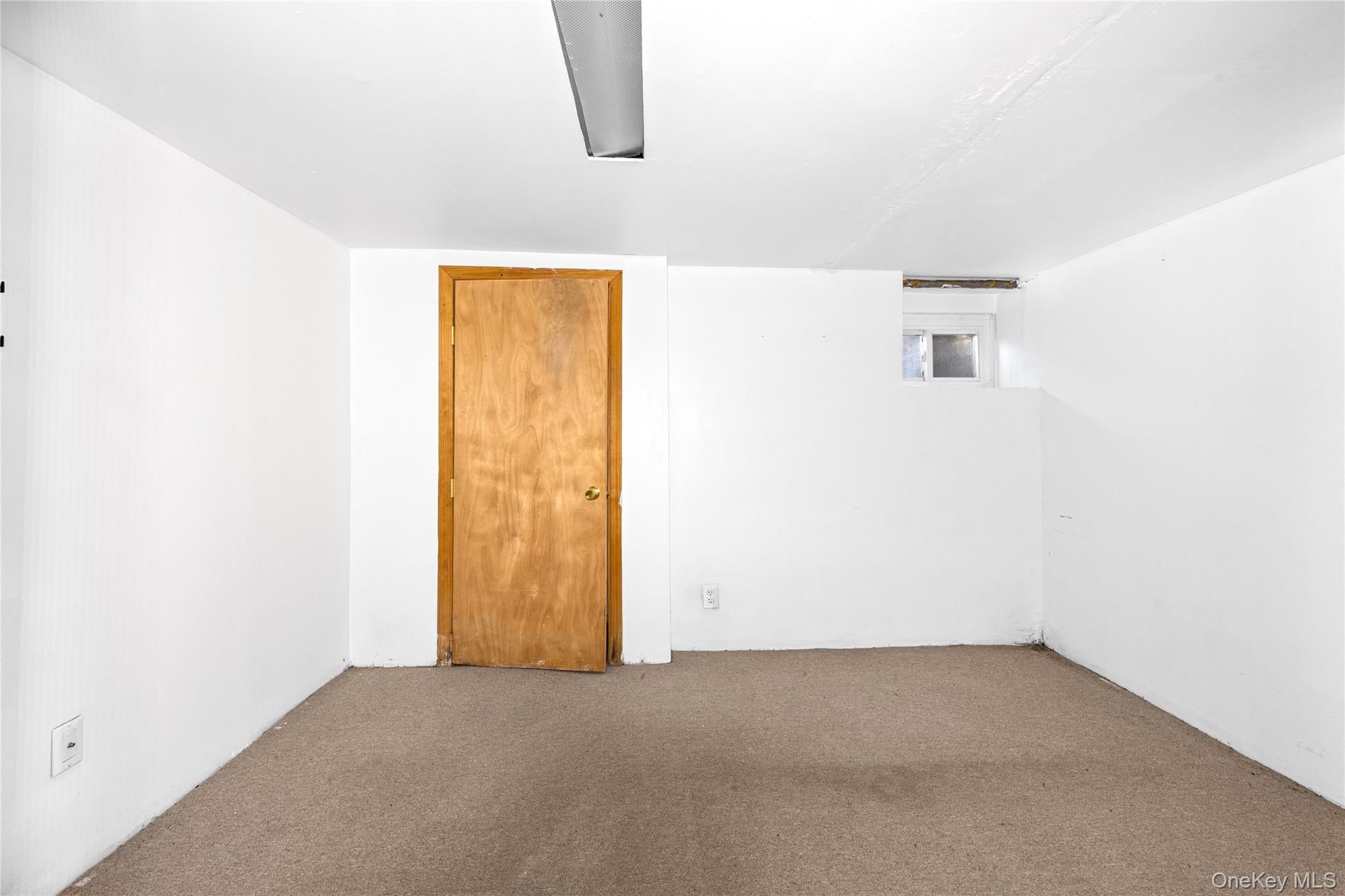 Uniondale, New York, 11553, United States, 4 Bedrooms Bedrooms, ,3 BathroomsBathrooms,Residential,For Sale,2049271