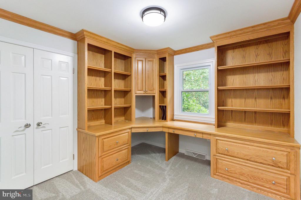 Manassas, Virginia, 20112, United States, 4 Bedrooms Bedrooms, ,3 BathroomsBathrooms,Residential,For Sale,1977190