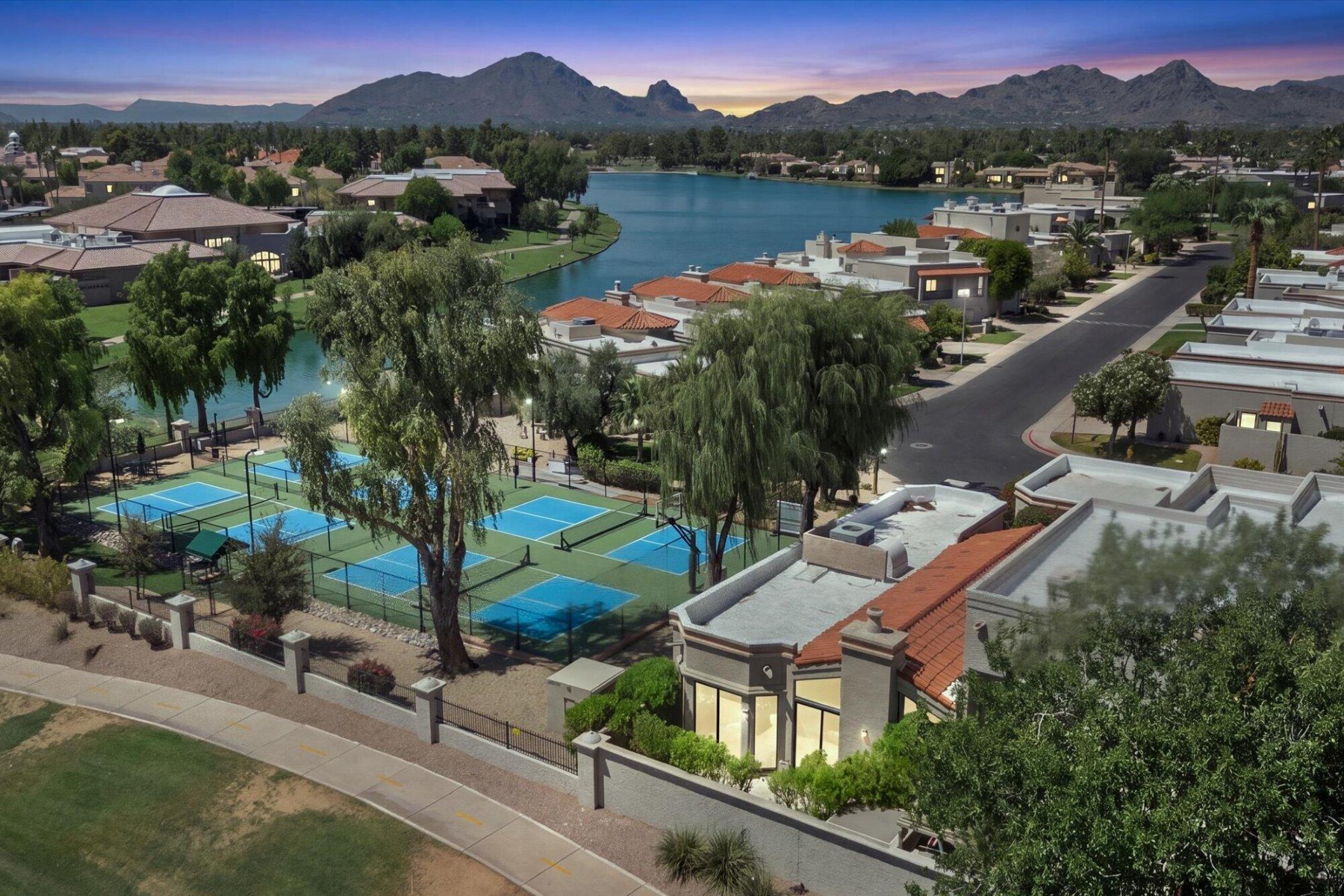  8401 N 84th Pl ¦ Scottsdale, AZ - 物件實景