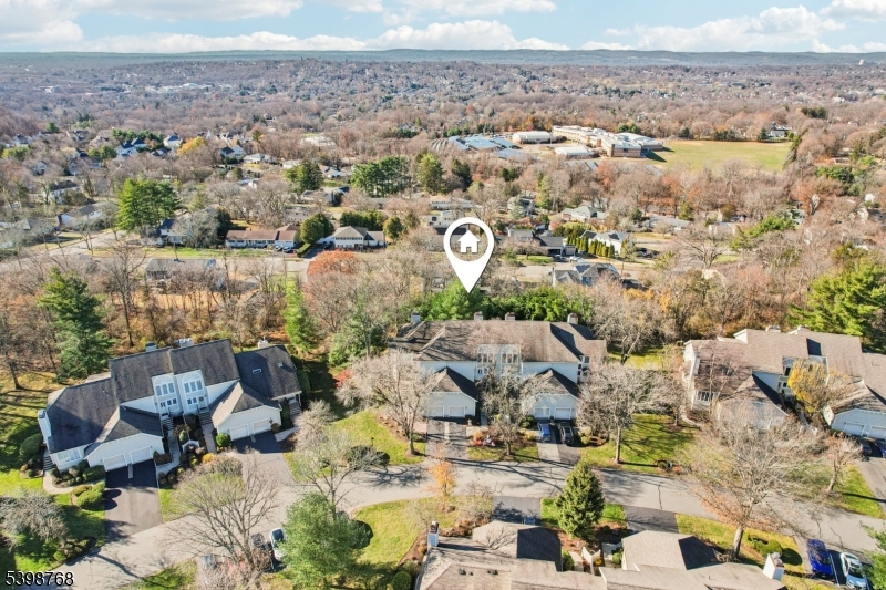 Wayne Twp., New Jersey, 07470, United States, 2 Bedrooms Bedrooms, ,3 BathroomsBathrooms,Residential,For Sale,2002003