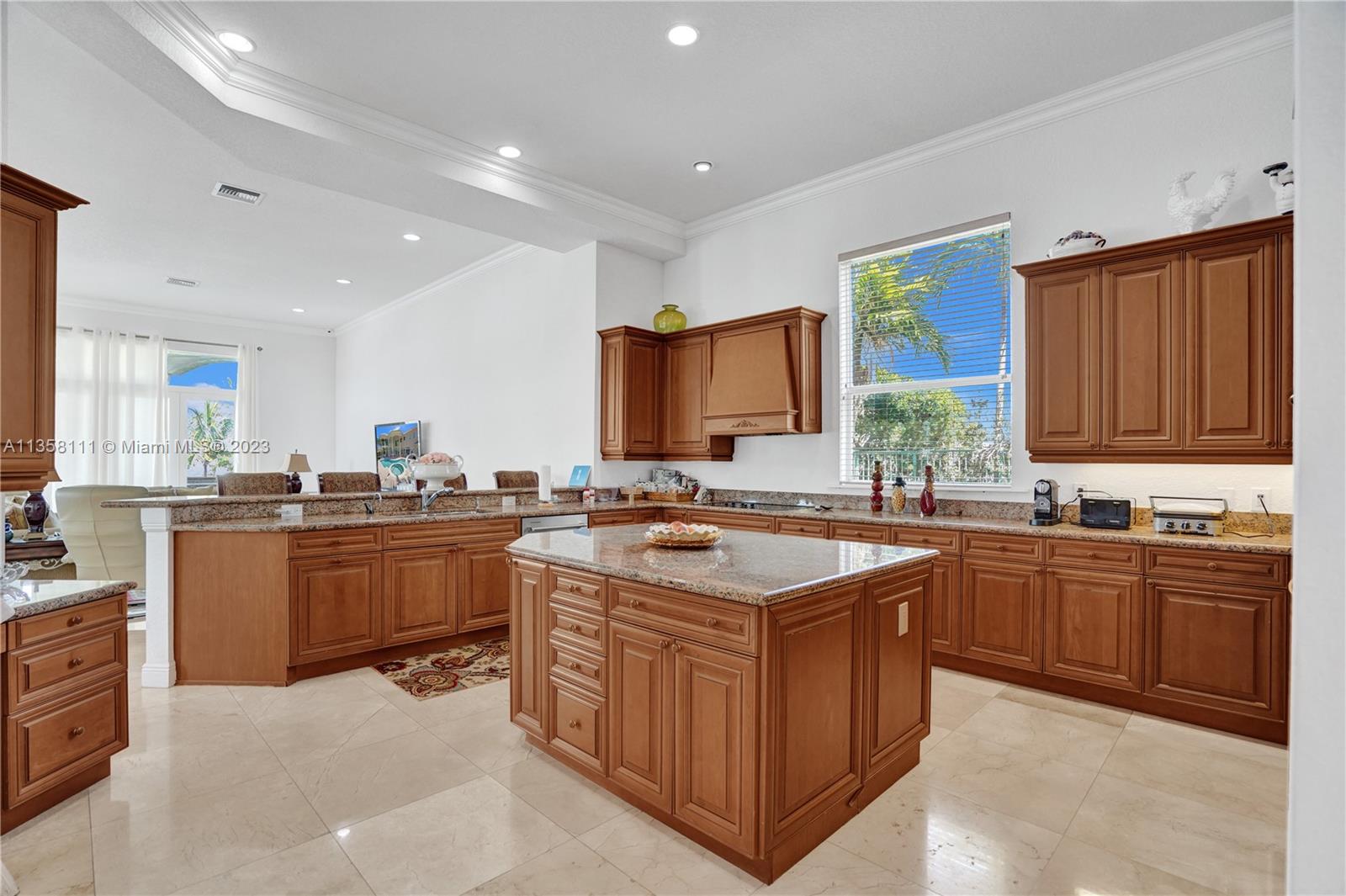 1130 Harbor Ct, Hollywood, Florida, 33019, United States, 7 Bedrooms Bedrooms, ,8 BathroomsBathrooms,Residential,For Sale,1130 Harbor Ct,1246001