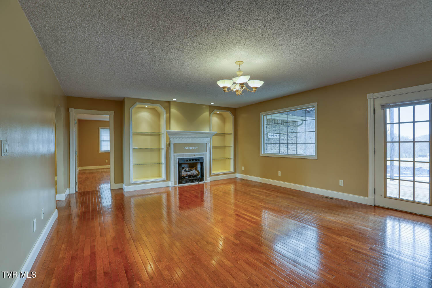 Rogersville, Tennessee, 37857, United States, 4 Bedrooms Bedrooms, ,4 BathroomsBathrooms,Residential,For Sale,1977931