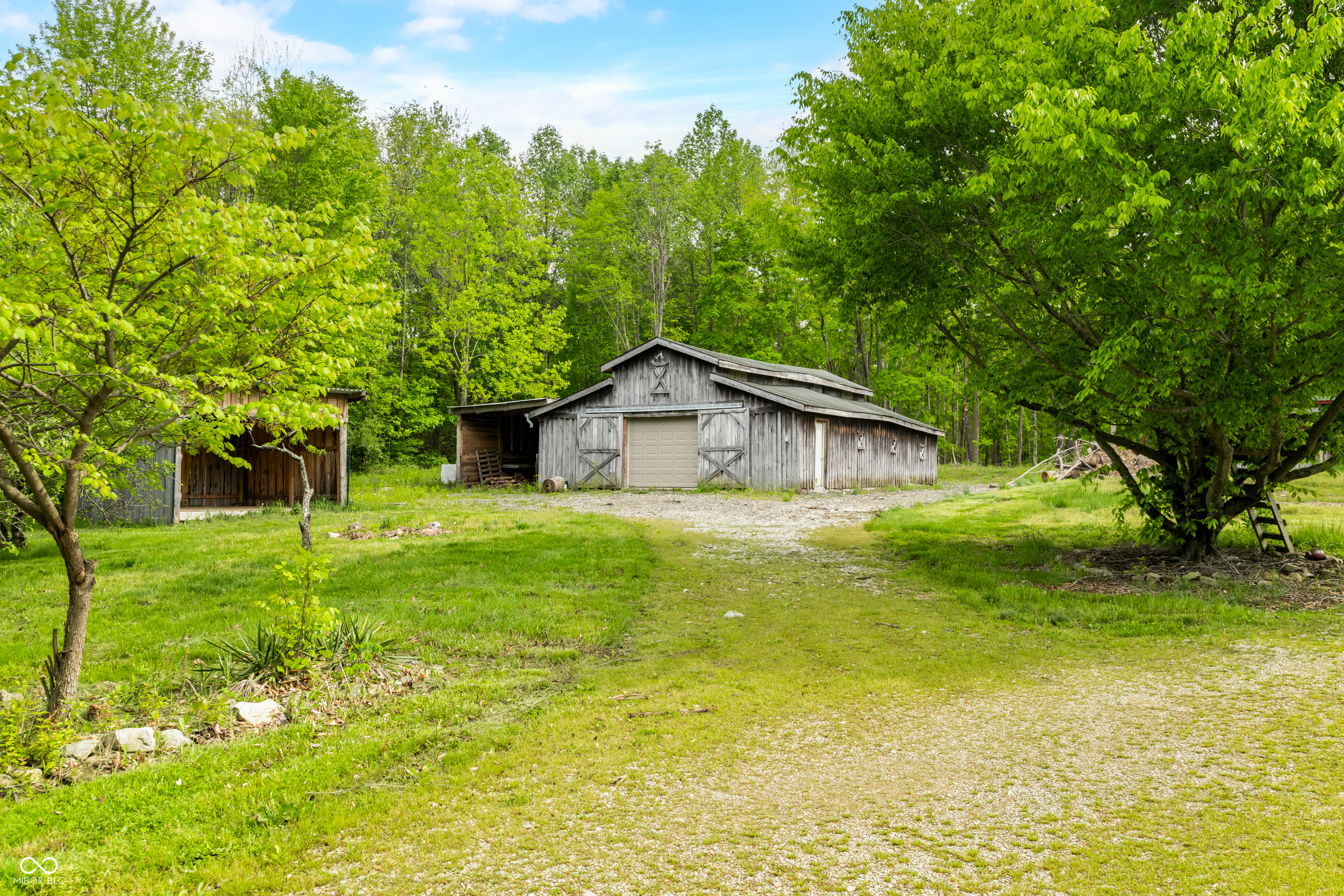 Trafalgar, Indiana, 46181, United States, 3 Bedrooms Bedrooms, ,4 BathroomsBathrooms,Residential,For Sale,1928736