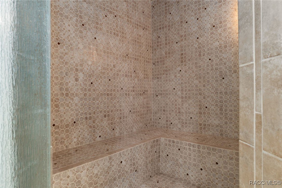 Crystal River, Florida, 34428, United States, 4 Bedrooms Bedrooms, ,4 BathroomsBathrooms,Residential,For Sale,1983688