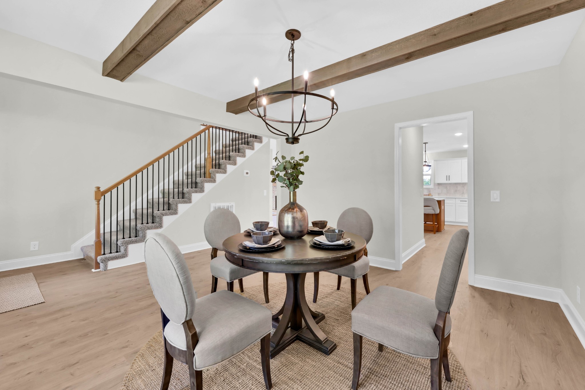 Clarksville, Tennessee, 37040, United States, 4 Bedrooms Bedrooms, ,3 BathroomsBathrooms,Residential,For Sale,1974030