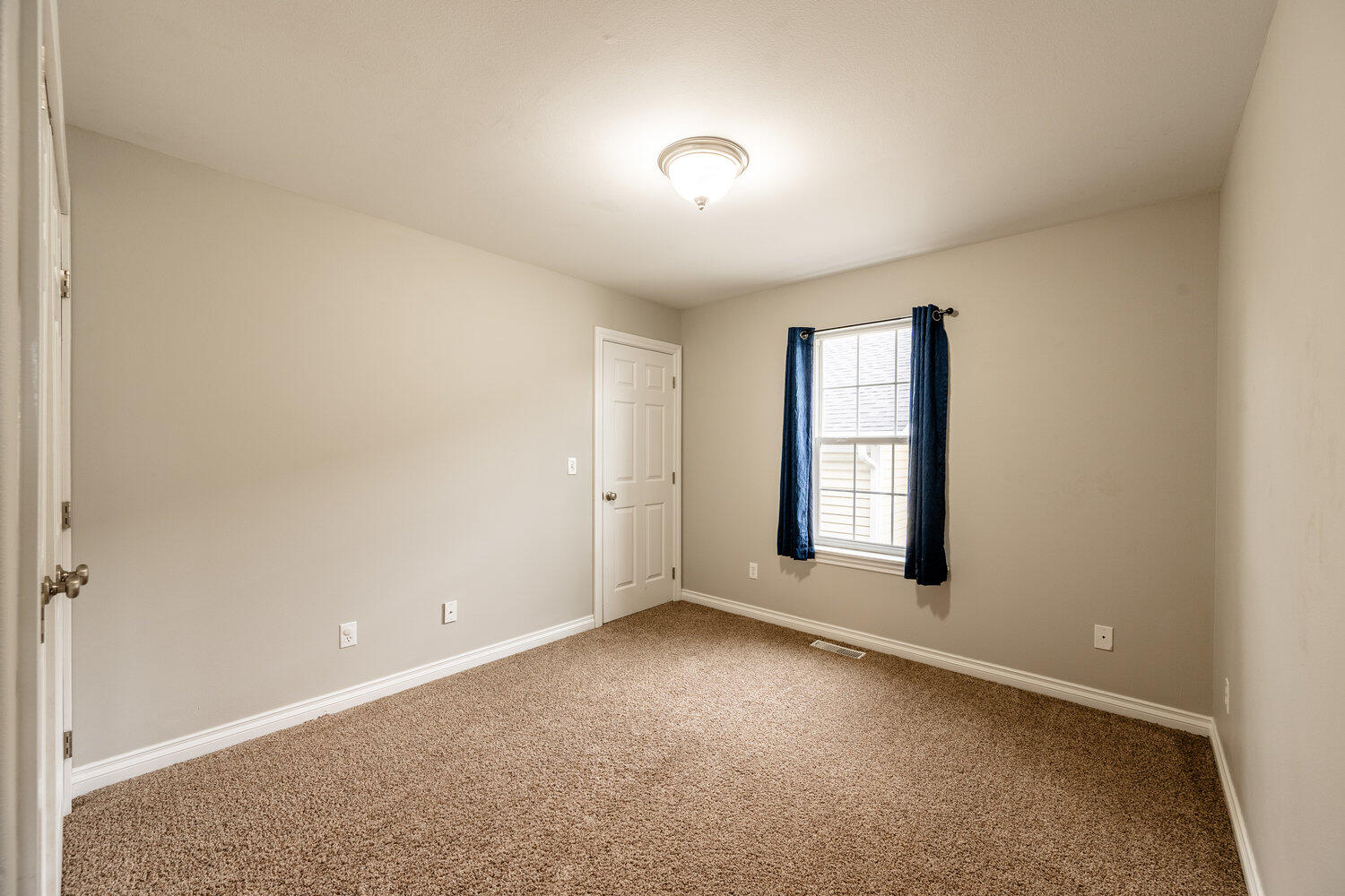 Sheridan, Wyoming, 82801, United States, 3 Bedrooms Bedrooms, ,3 BathroomsBathrooms,Residential,For Sale,1885814