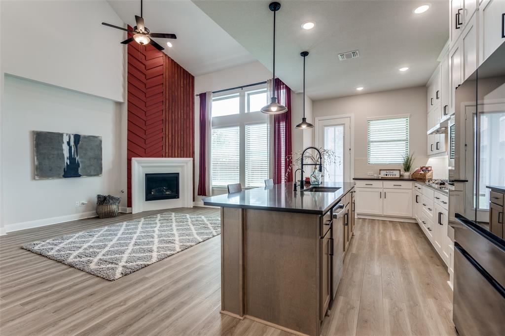 Celina, Texas, 75009, United States, 4 Bedrooms Bedrooms, ,4 BathroomsBathrooms,Residential,For Sale,1826523