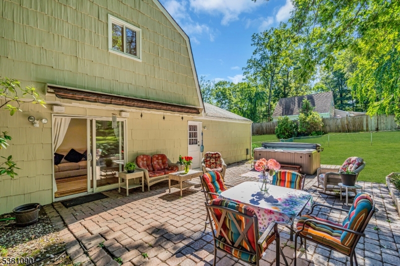 Bridgewater Twp., New Jersey, 08807, United States, 4 Bedrooms Bedrooms, ,3 BathroomsBathrooms,Residential,For Sale,1938544