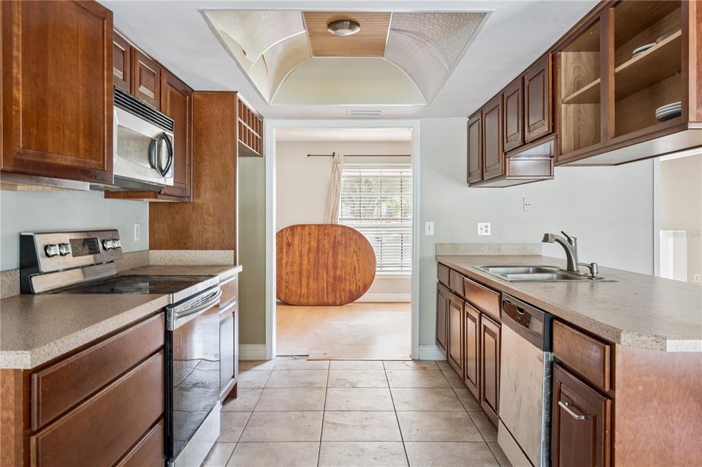 Orlando, Florida, 32818, United States, 3 Bedrooms Bedrooms, ,2 BathroomsBathrooms,Residential,For Sale,2002102