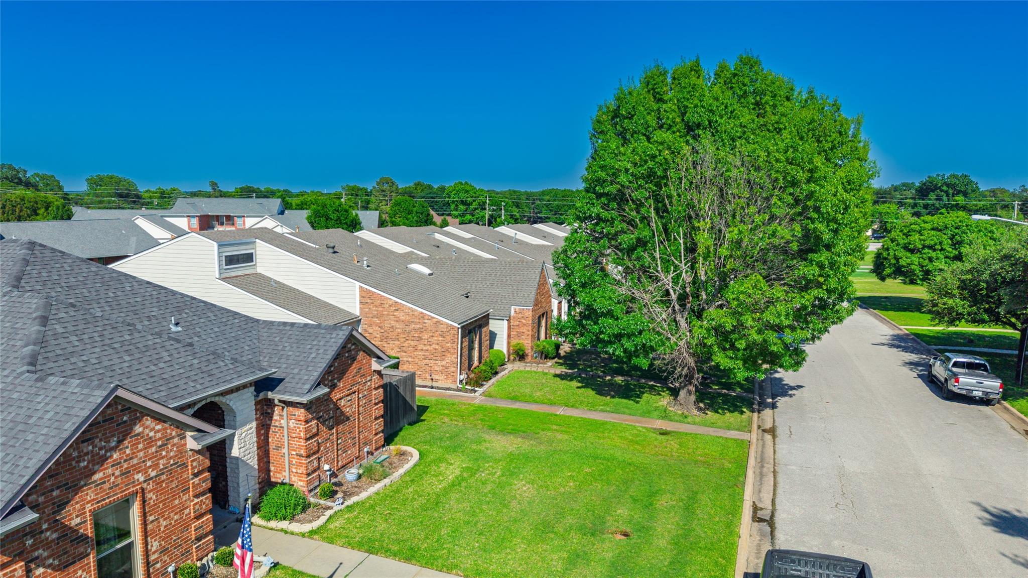 Greenville, Texas, 75402, United States, 18 Bedrooms Bedrooms, ,18 BathroomsBathrooms,Residential,For Sale,2049312