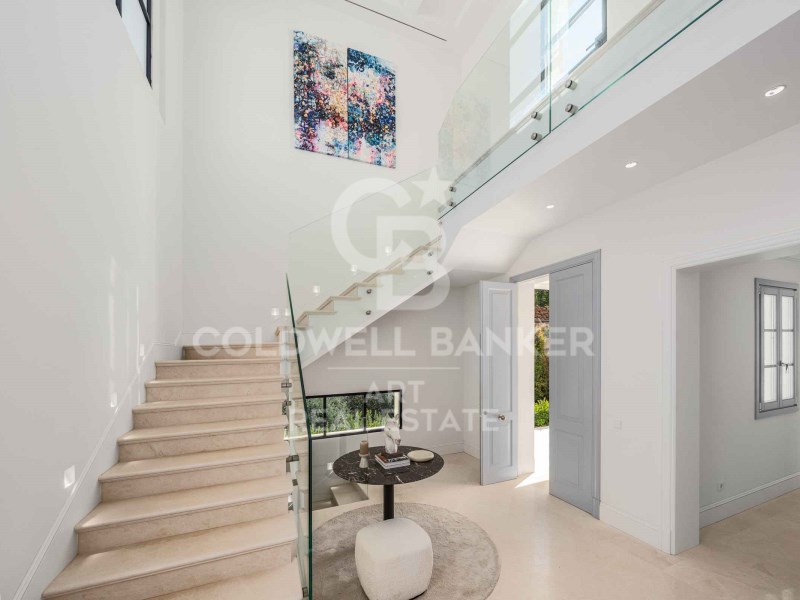 Marbella, Andalusia, ES, 4 Bedrooms Bedrooms, ,5 BathroomsBathrooms,Residential,For Sale,1804781