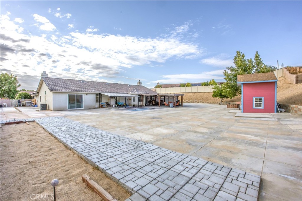 Apple Valley, California, 92307, United States, 5 Bedrooms Bedrooms, ,3 BathroomsBathrooms,Residential,For Sale,2049361