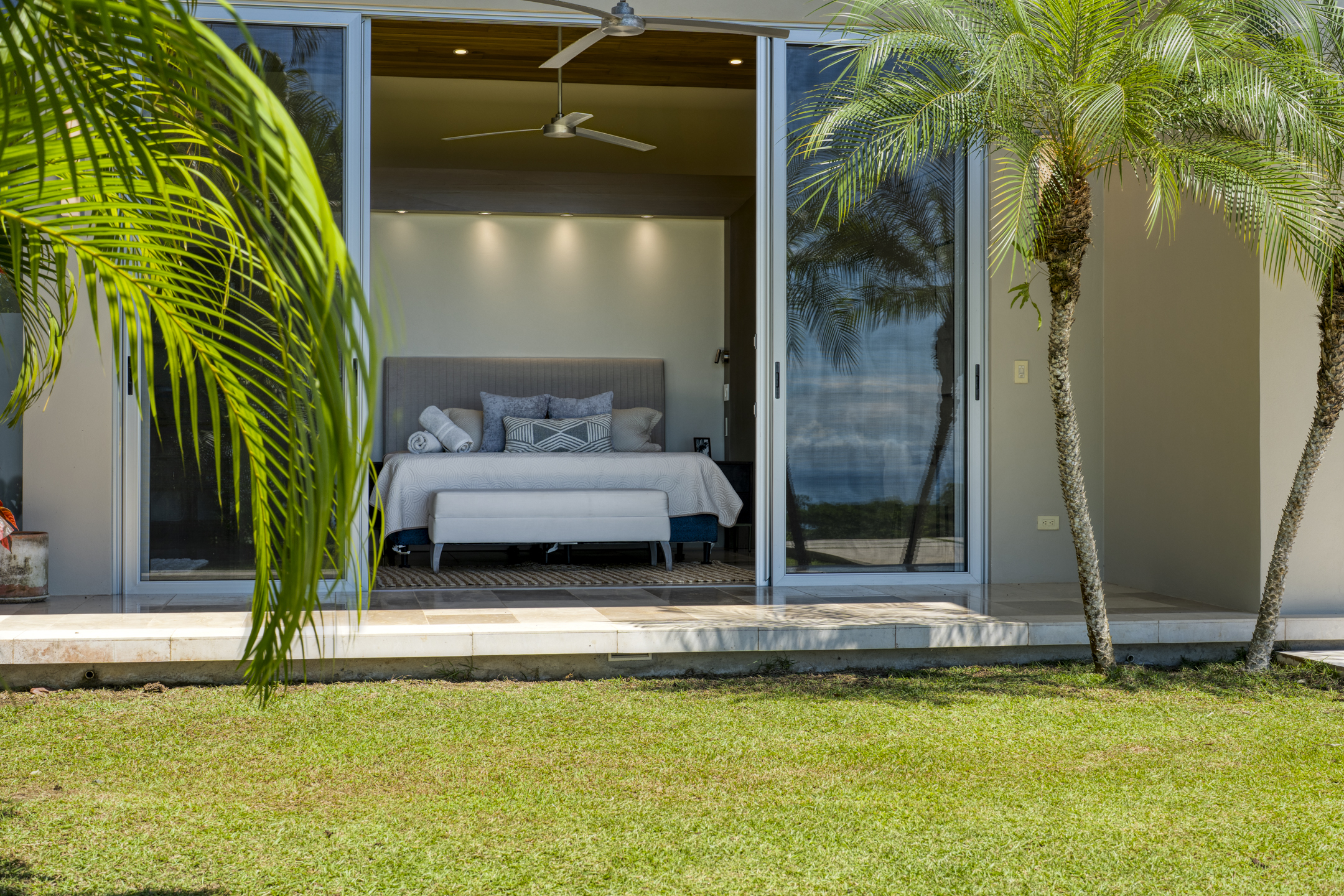 Dominical, Puntarenas, 60504, CR, 3 Bedrooms Bedrooms, ,4 BathroomsBathrooms,Residential,For Sale,1992899