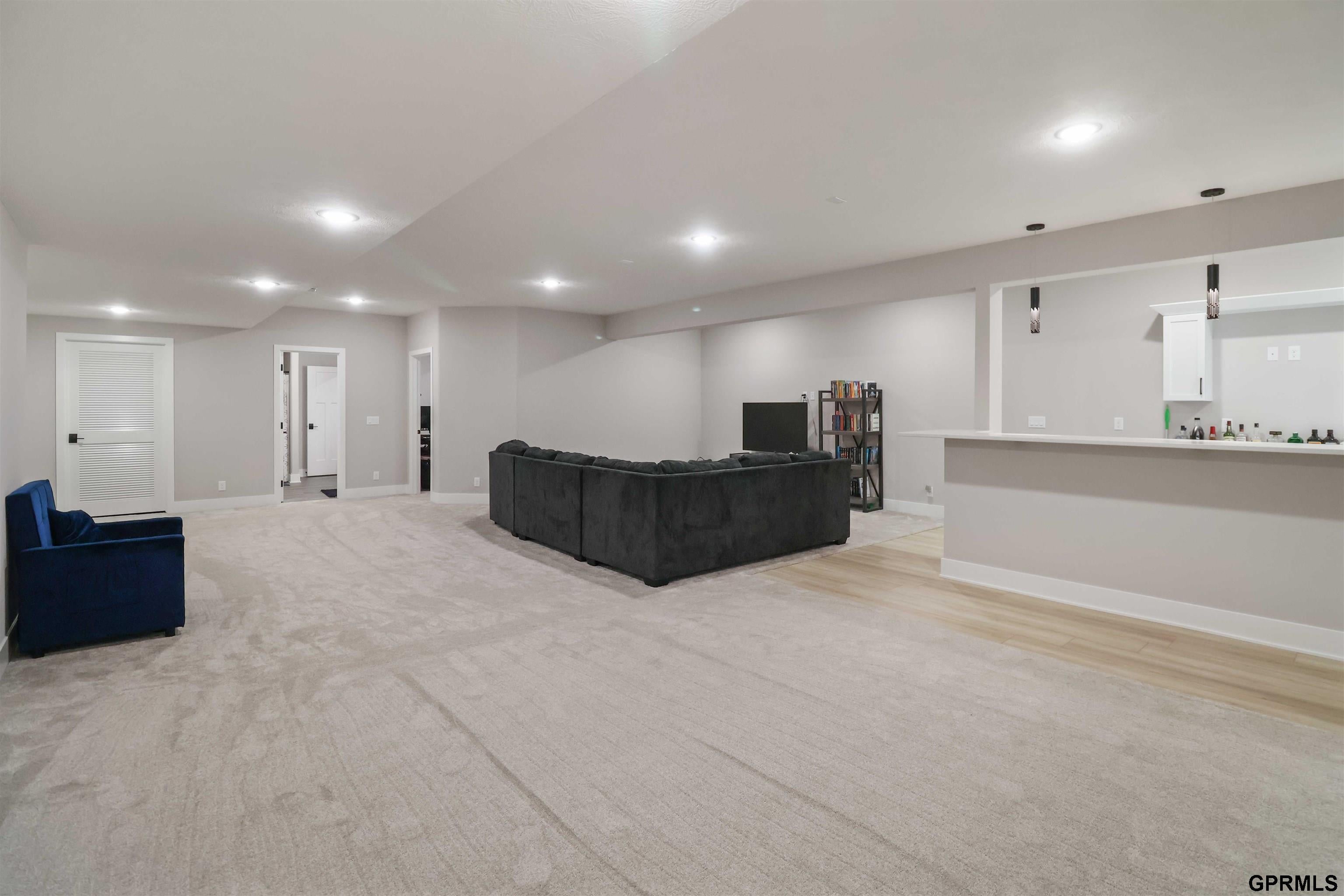 Papillion, Nebraska, 68046, United States, 5 Bedrooms Bedrooms, ,5 BathroomsBathrooms,Residential,For Sale,1846558