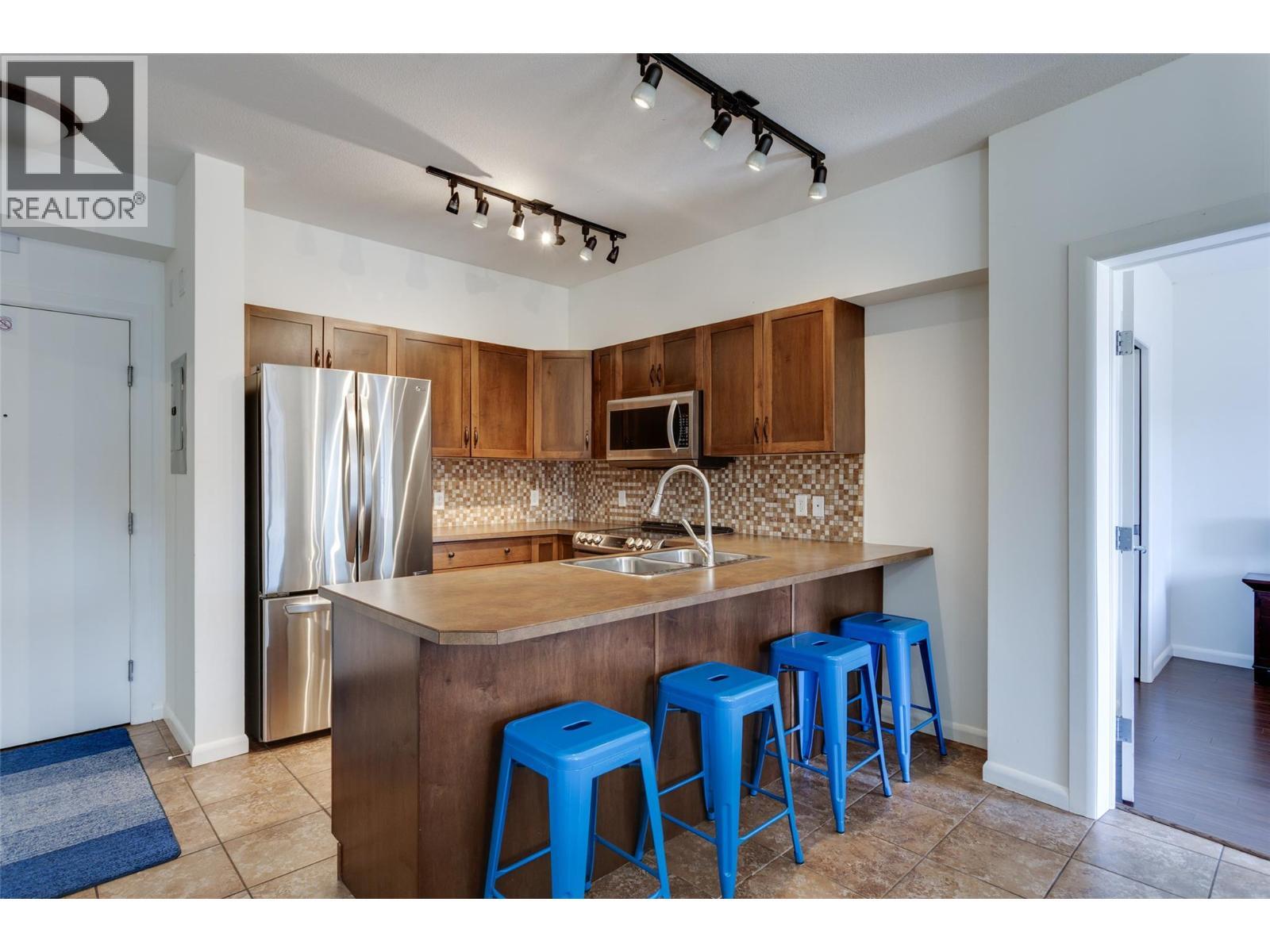 KELOWNA, British Columbia, V1W 3G7, CA, 2 Bedrooms Bedrooms, ,2 BathroomsBathrooms,Residential,For Sale,1960656