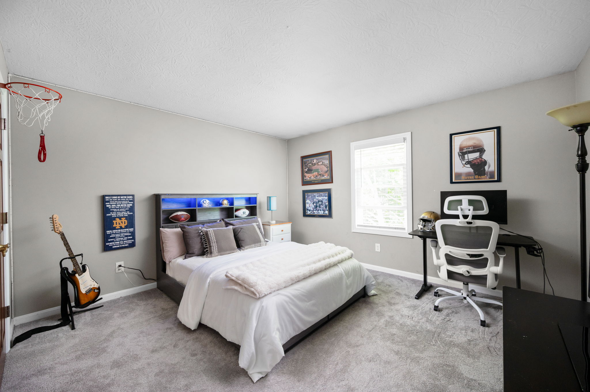  Timeless 4 Bedroom Home in One of Zionsville
