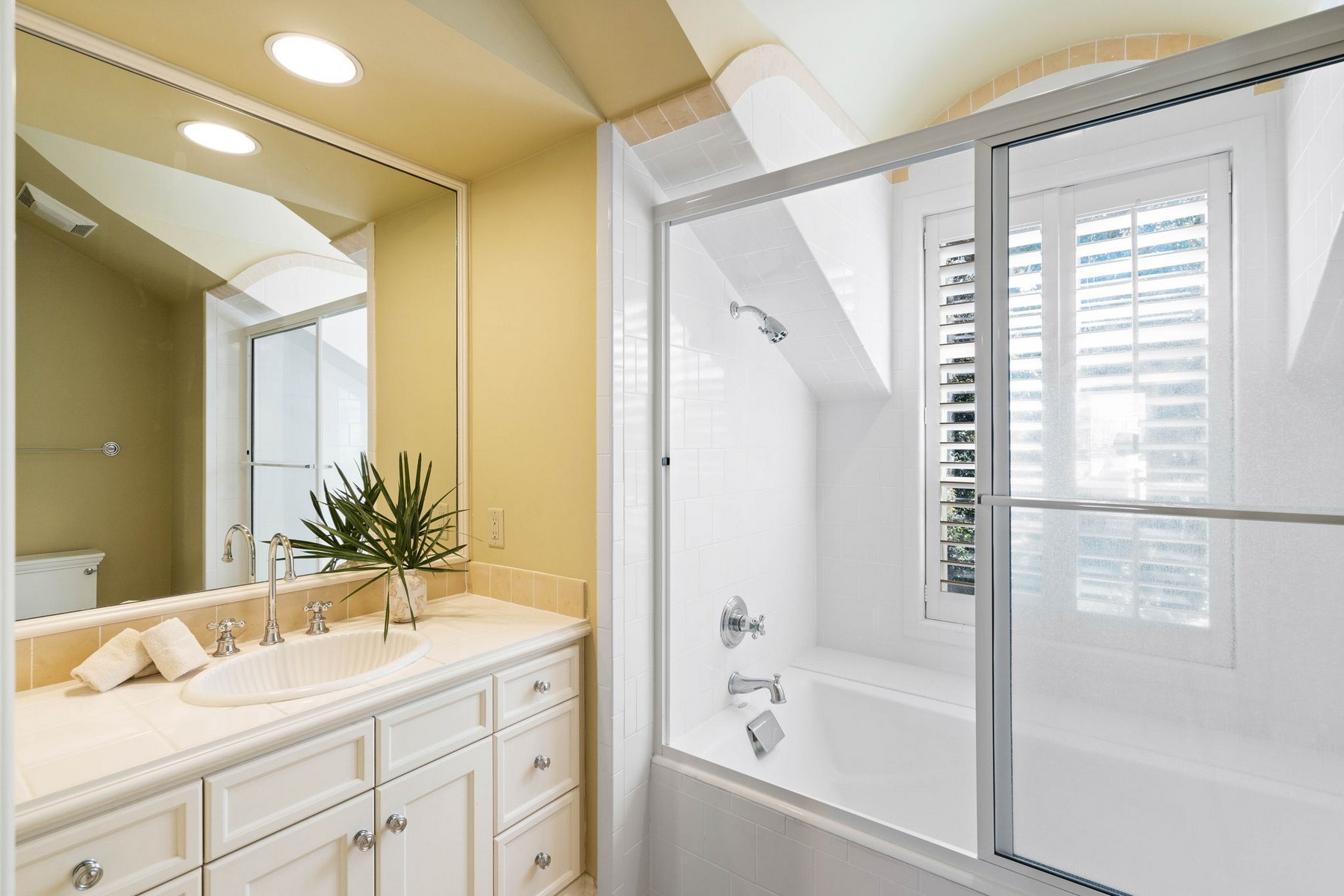  318 West 46th Street - 物件實景