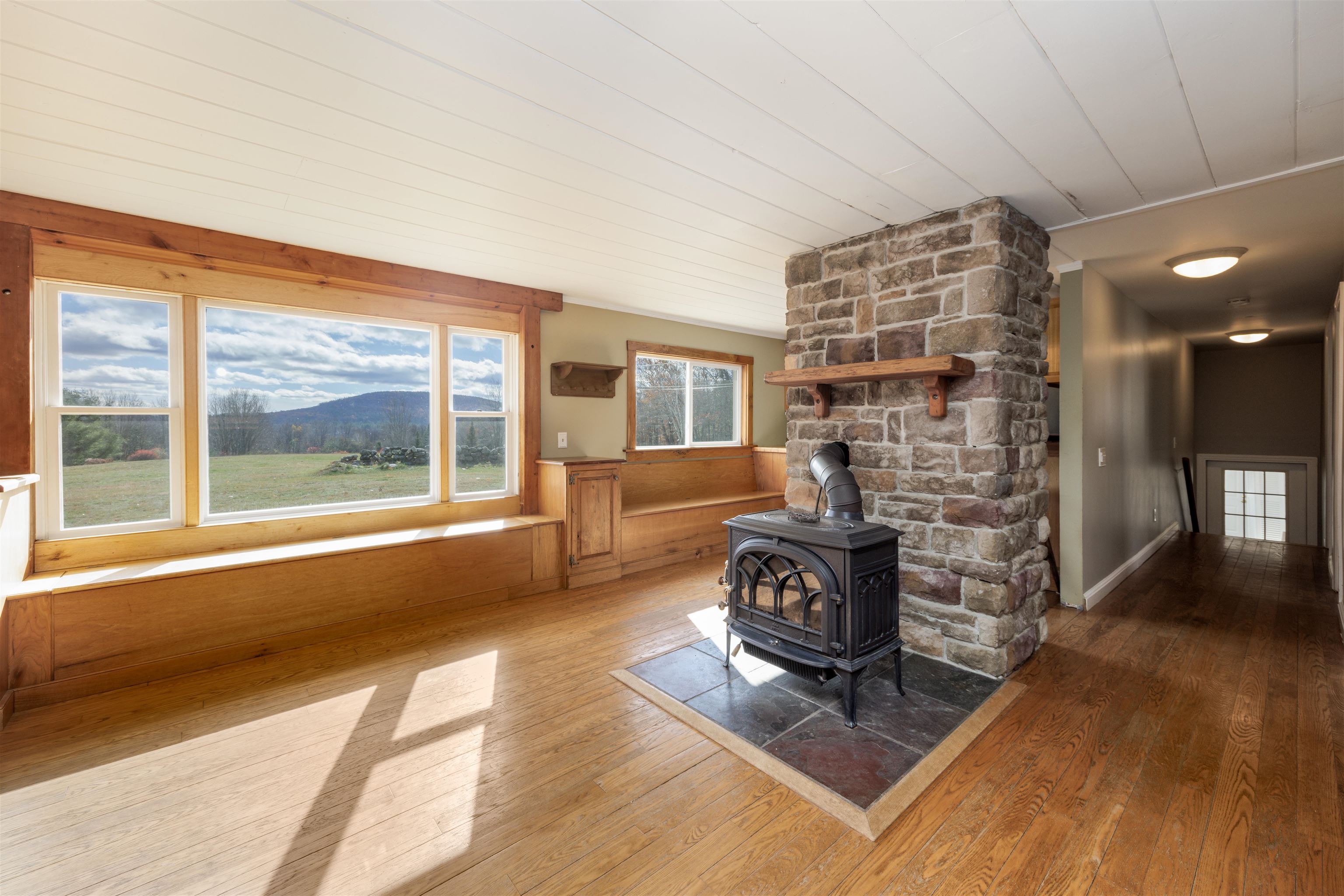 Unity, New Hampshire, 03773, United States, 4 Bedrooms Bedrooms, ,2 BathroomsBathrooms,Residential,For Sale,1986212